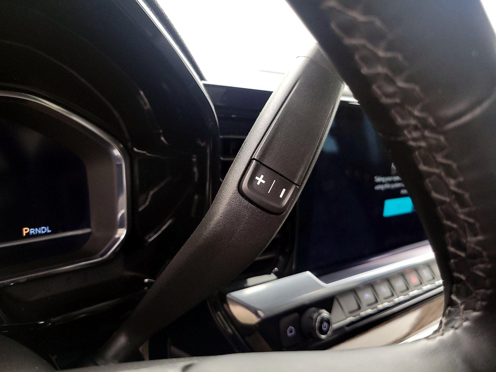 2024 Chevrolet Silverado 1500 LT - Photo 19