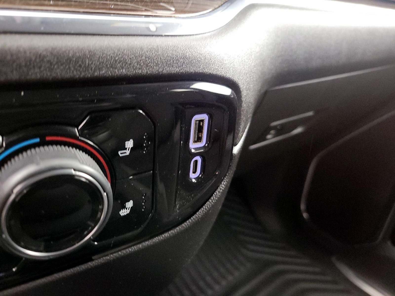 2024 Chevrolet Silverado 1500 LT - Photo 20