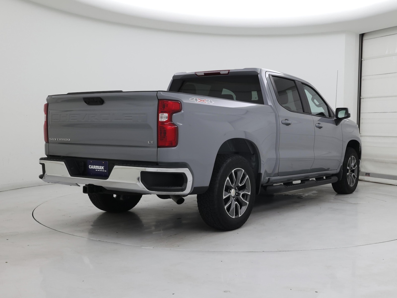 2024 Chevrolet Silverado 1500 LT - Photo 9