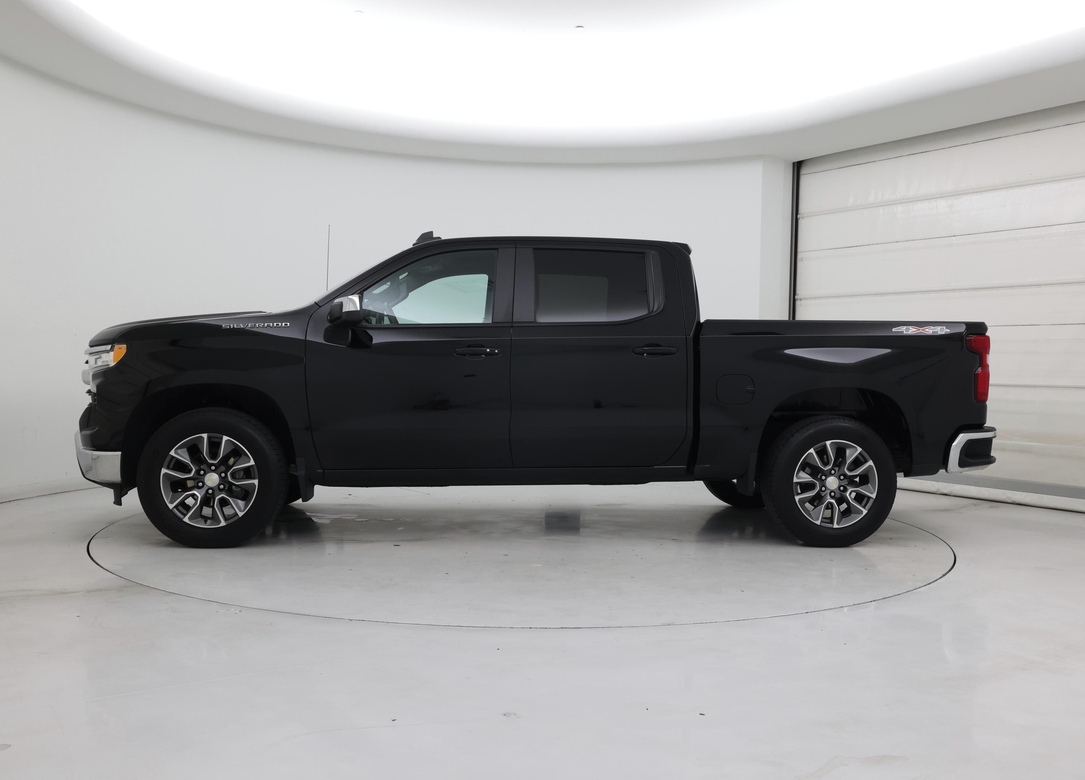 Thumbnail: 2024 Chevrolet Silverado 1500 - 3