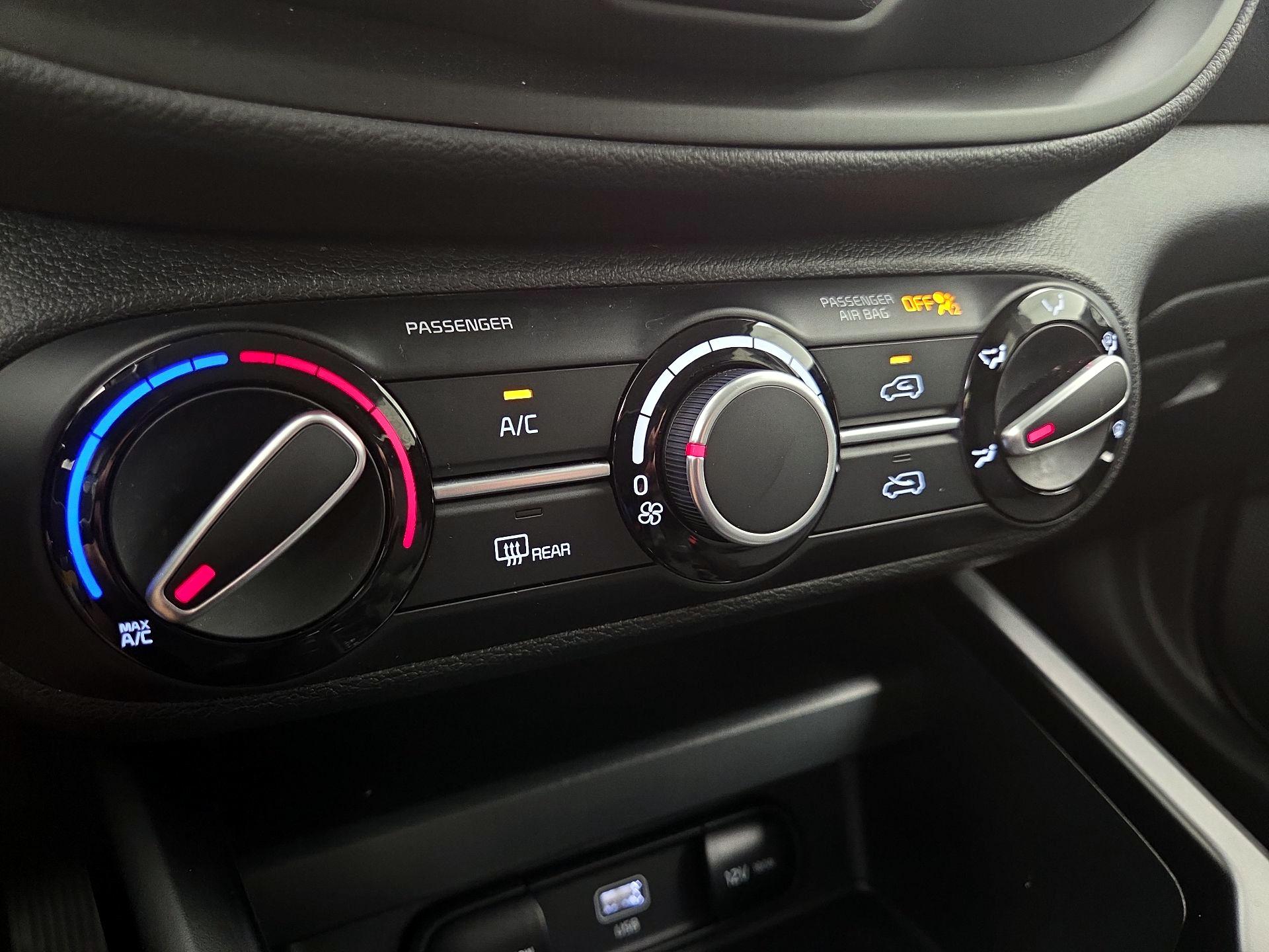 Thumbnail: 2025 Kia Soul - 16