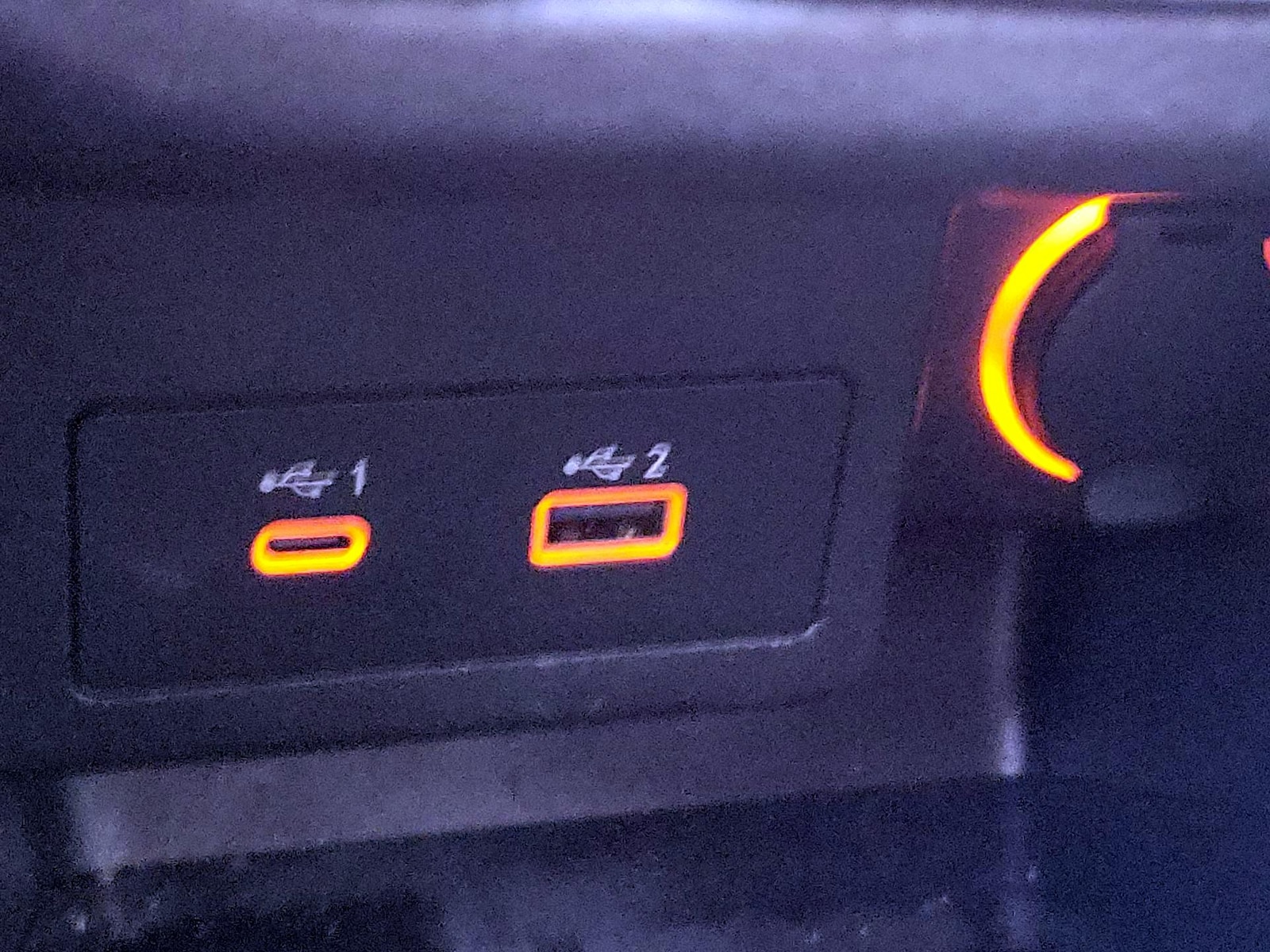 2023 Nissan Kicks SR - Photo 19