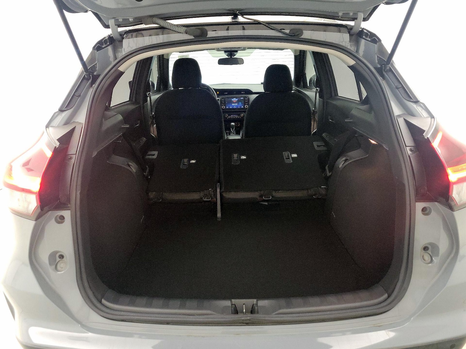 2023 Nissan Kicks SR - Photo 22