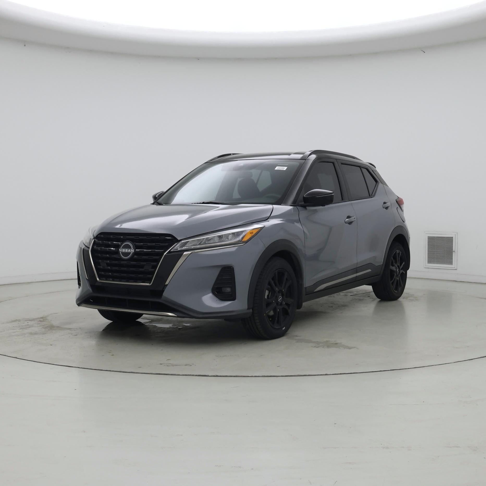 Thumbnail: 2023 Nissan Kicks - 4