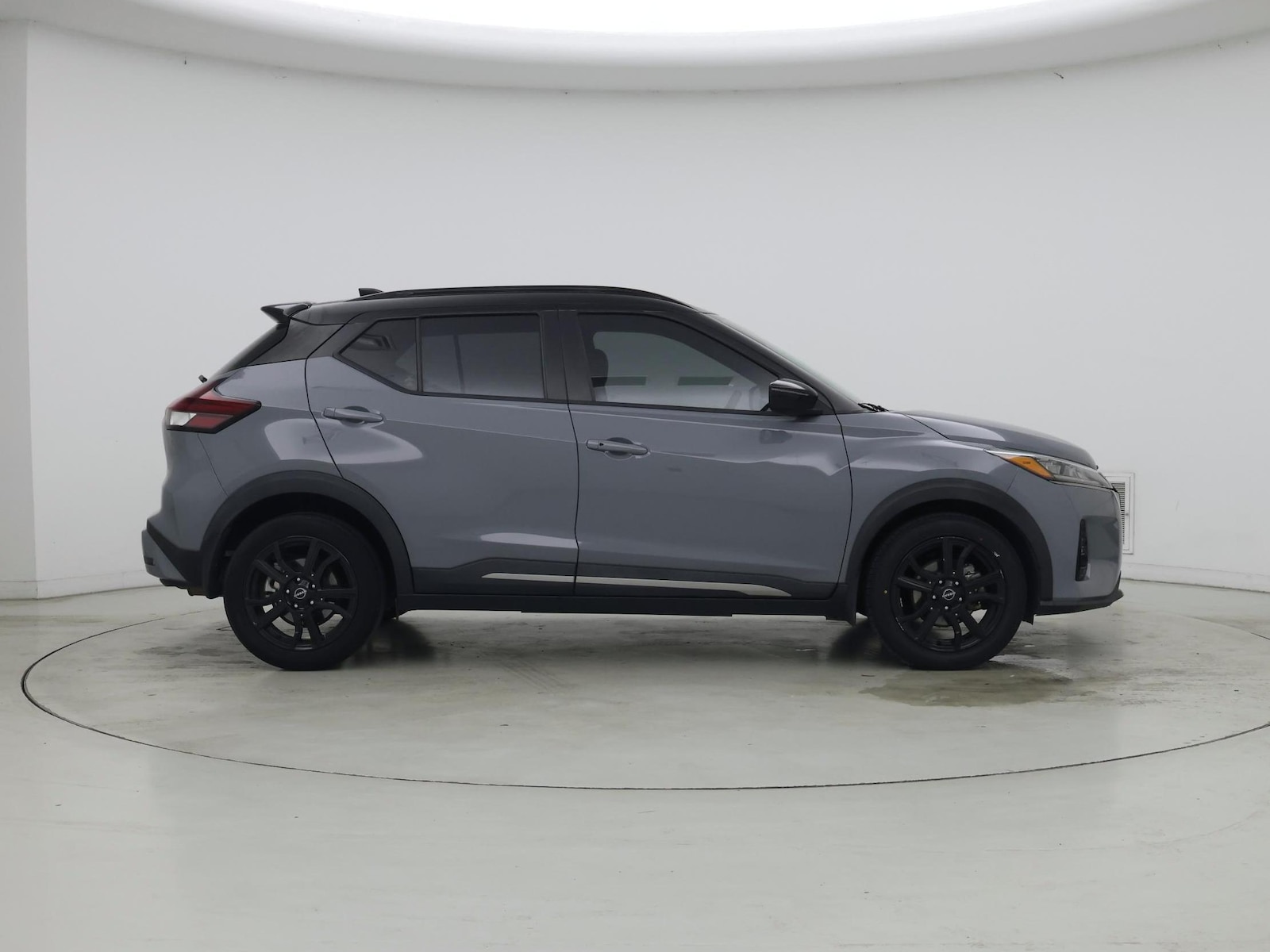 2023 Nissan Kicks SR - Photo 8