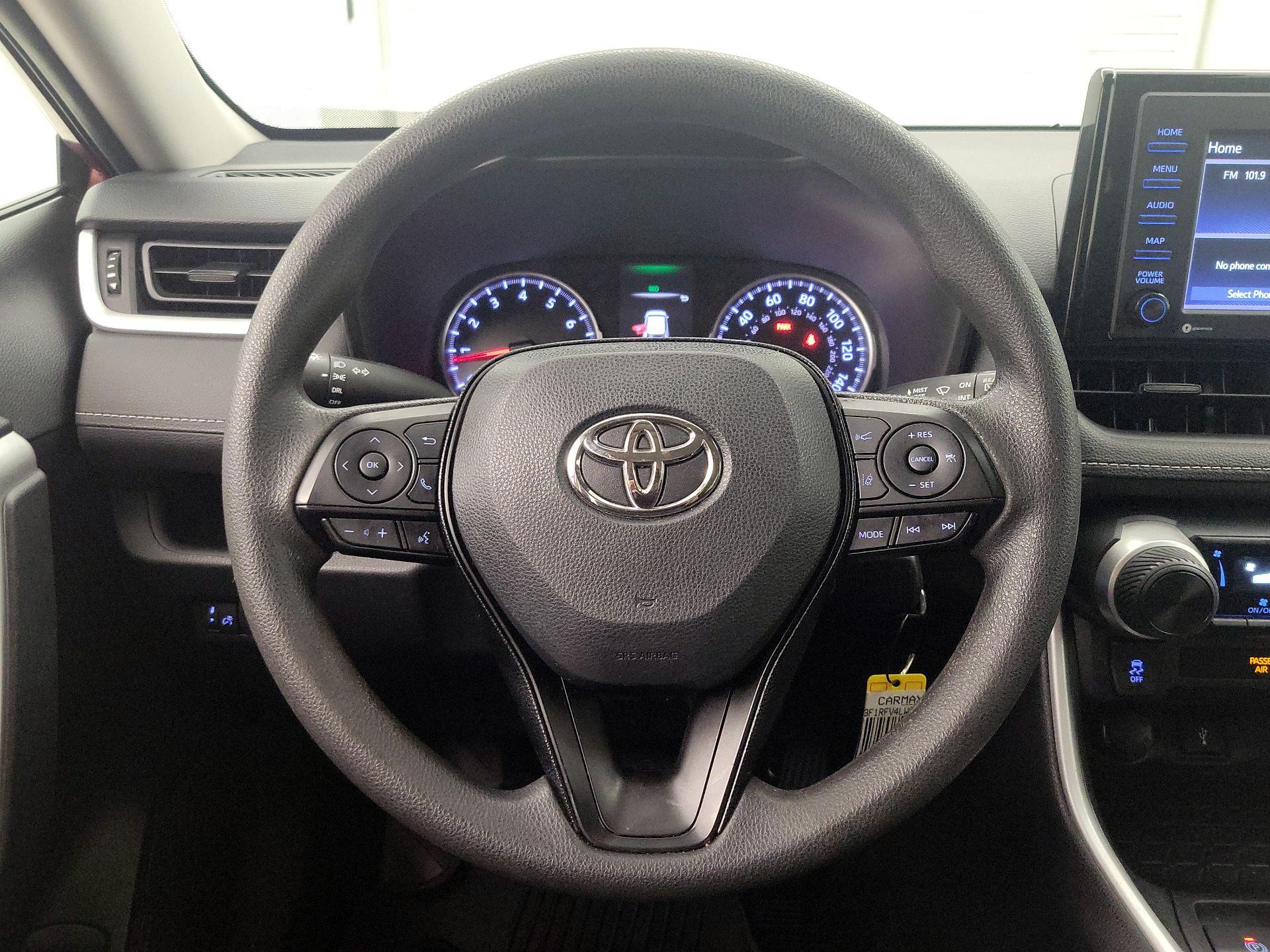 Thumbnail: 2020 Toyota RAV4 - 10