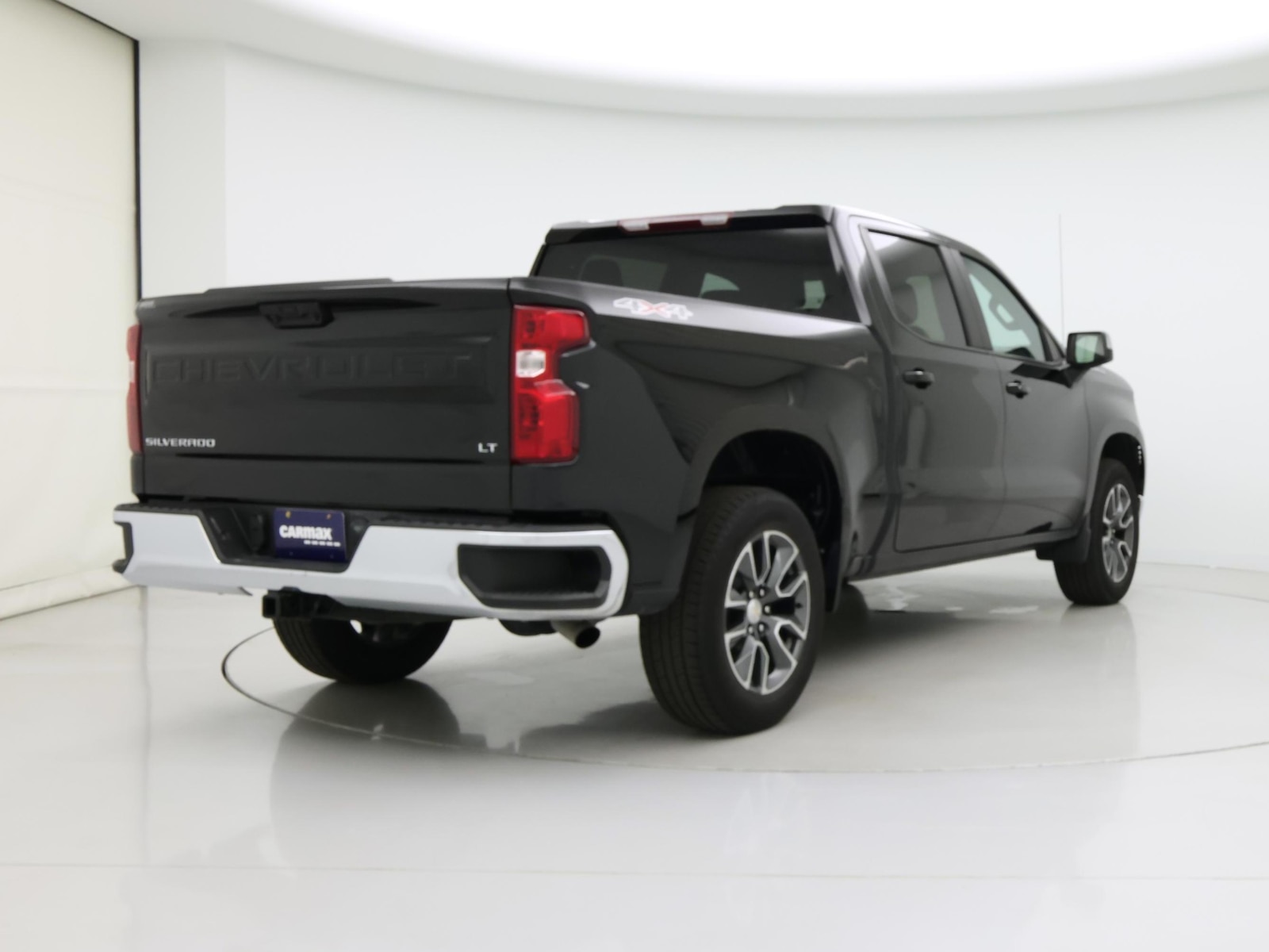 2024 Chevrolet Silverado 1500 LT - Photo 9