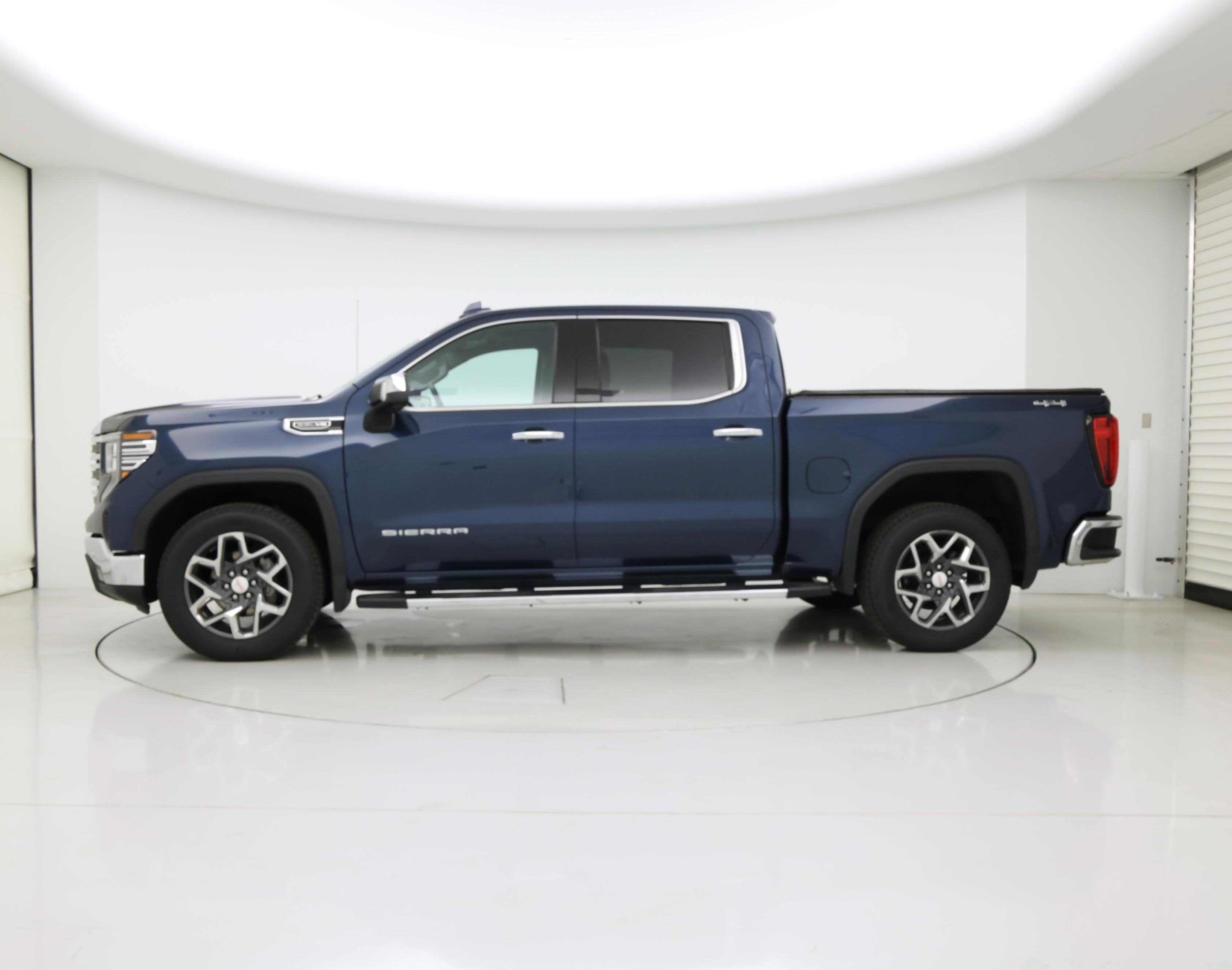 Thumbnail: 2022 GMC Sierra 1500 - 3