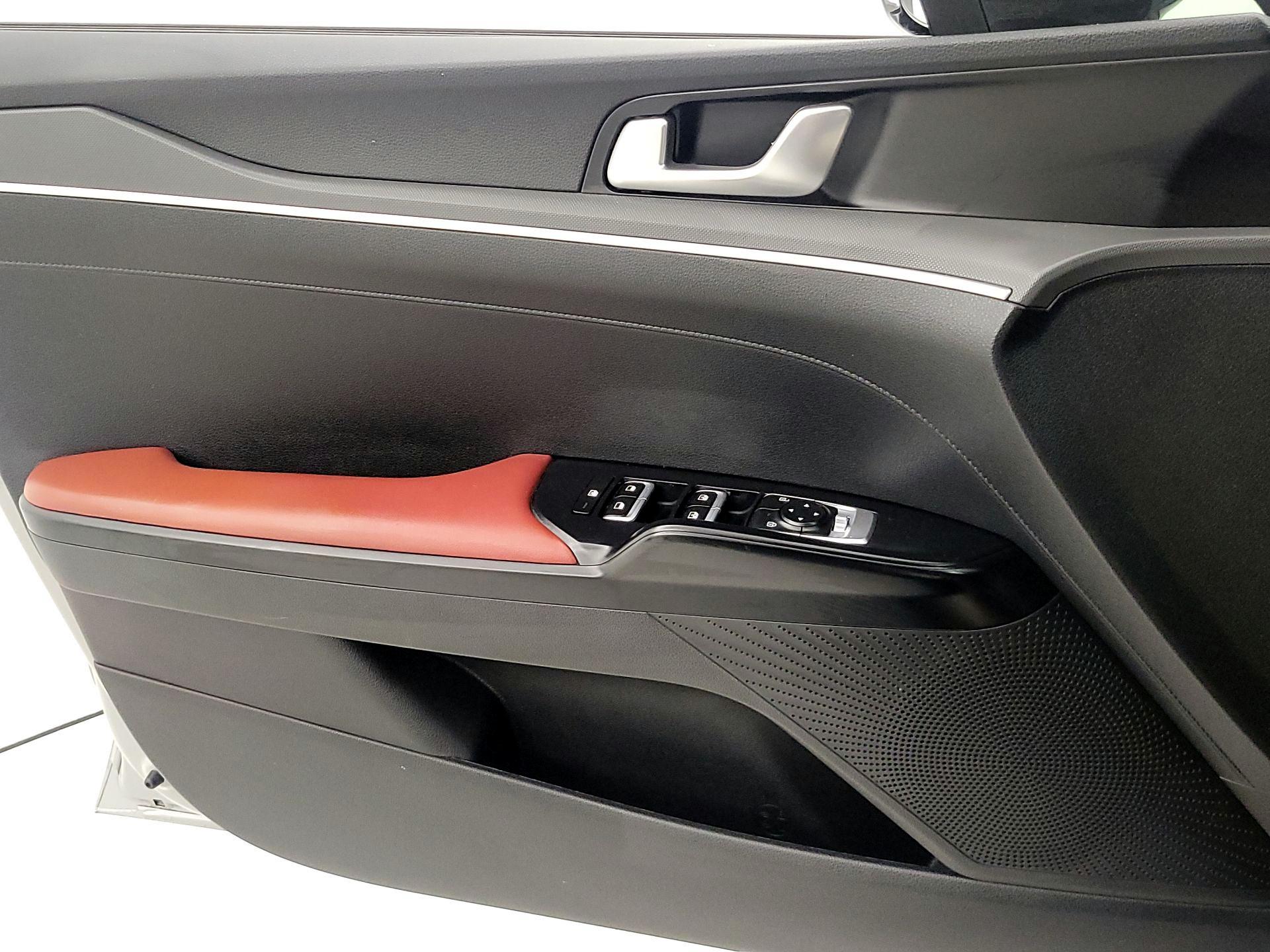 Thumbnail: 2021 Kia K5 - 12