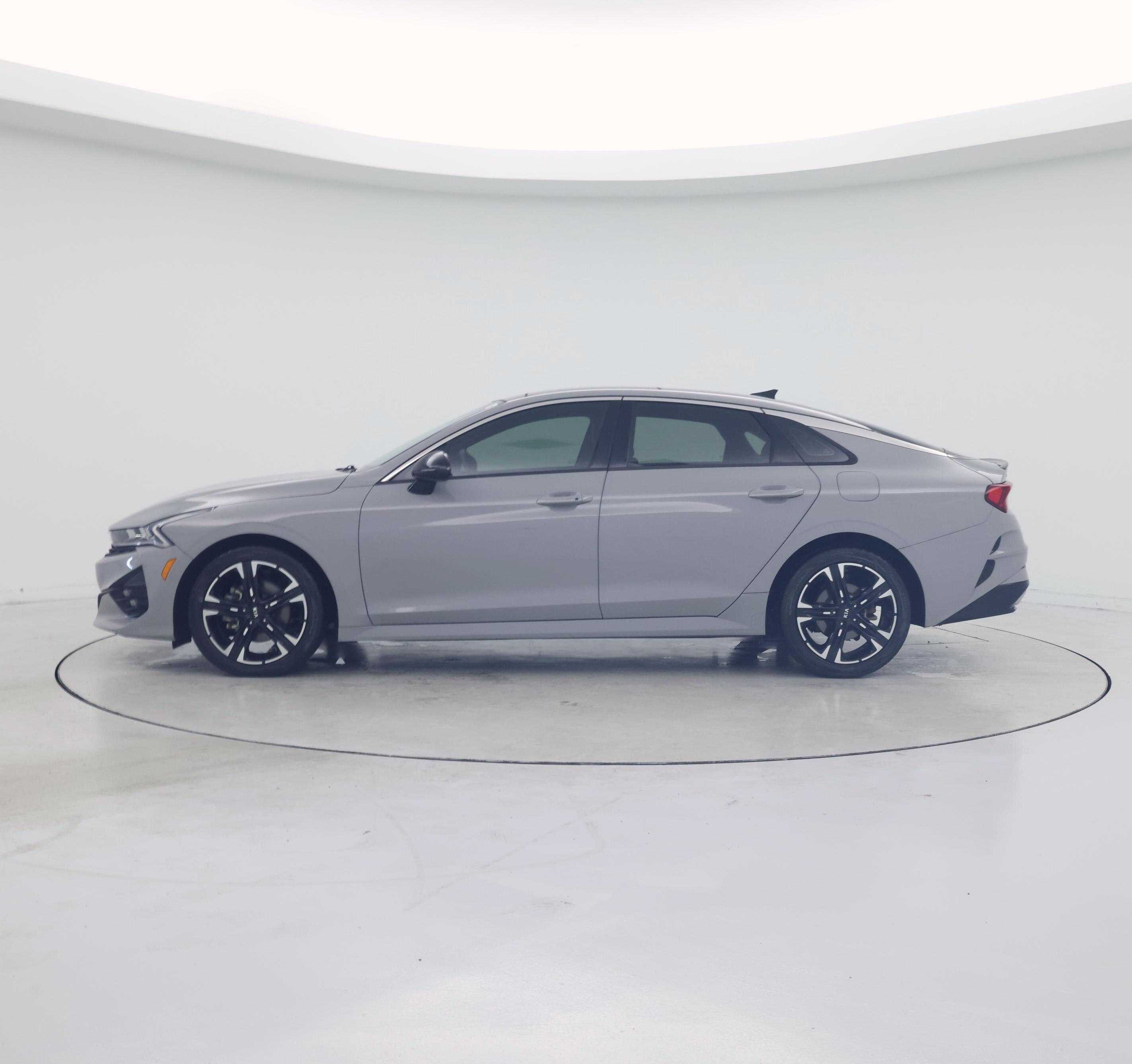 Thumbnail: 2021 Kia K5 - 3