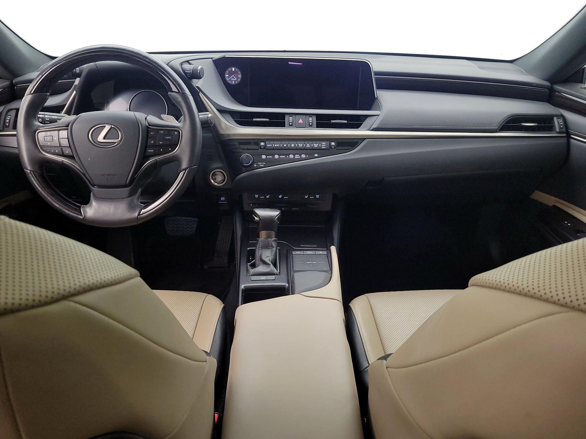 Thumbnail: 2019 Lexus ES - 9