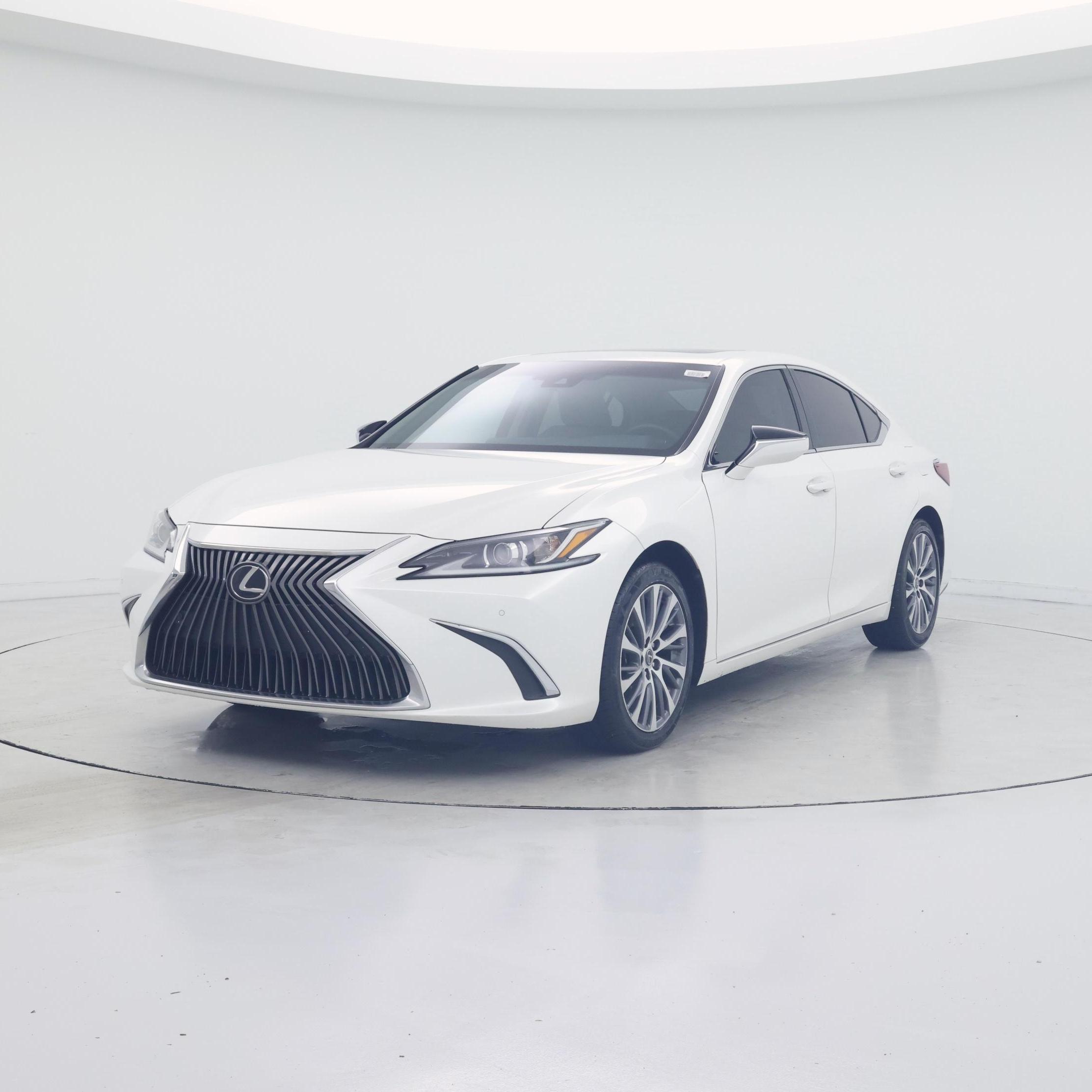 Thumbnail: 2019 Lexus ES - 4