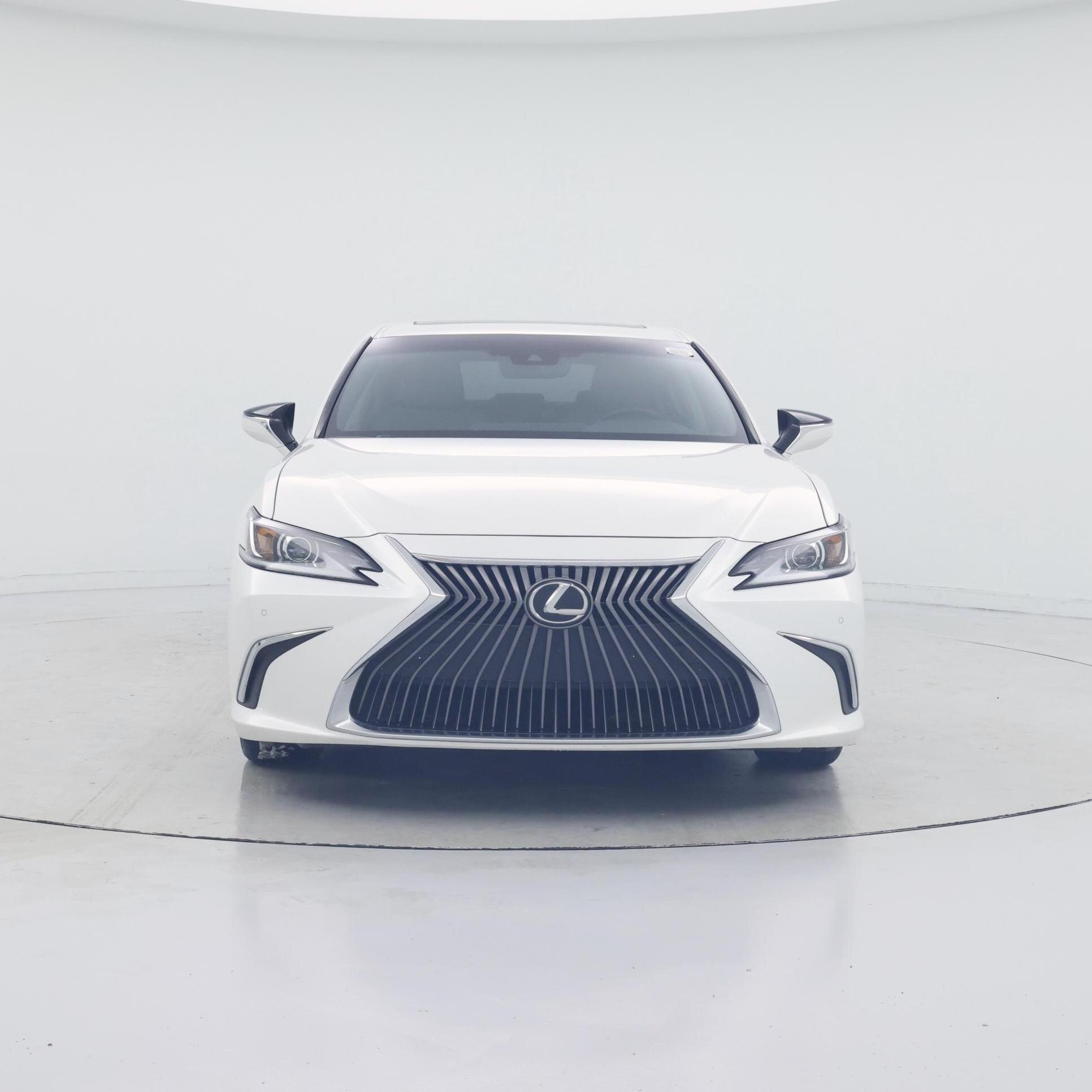 Thumbnail: 2019 Lexus ES - 5
