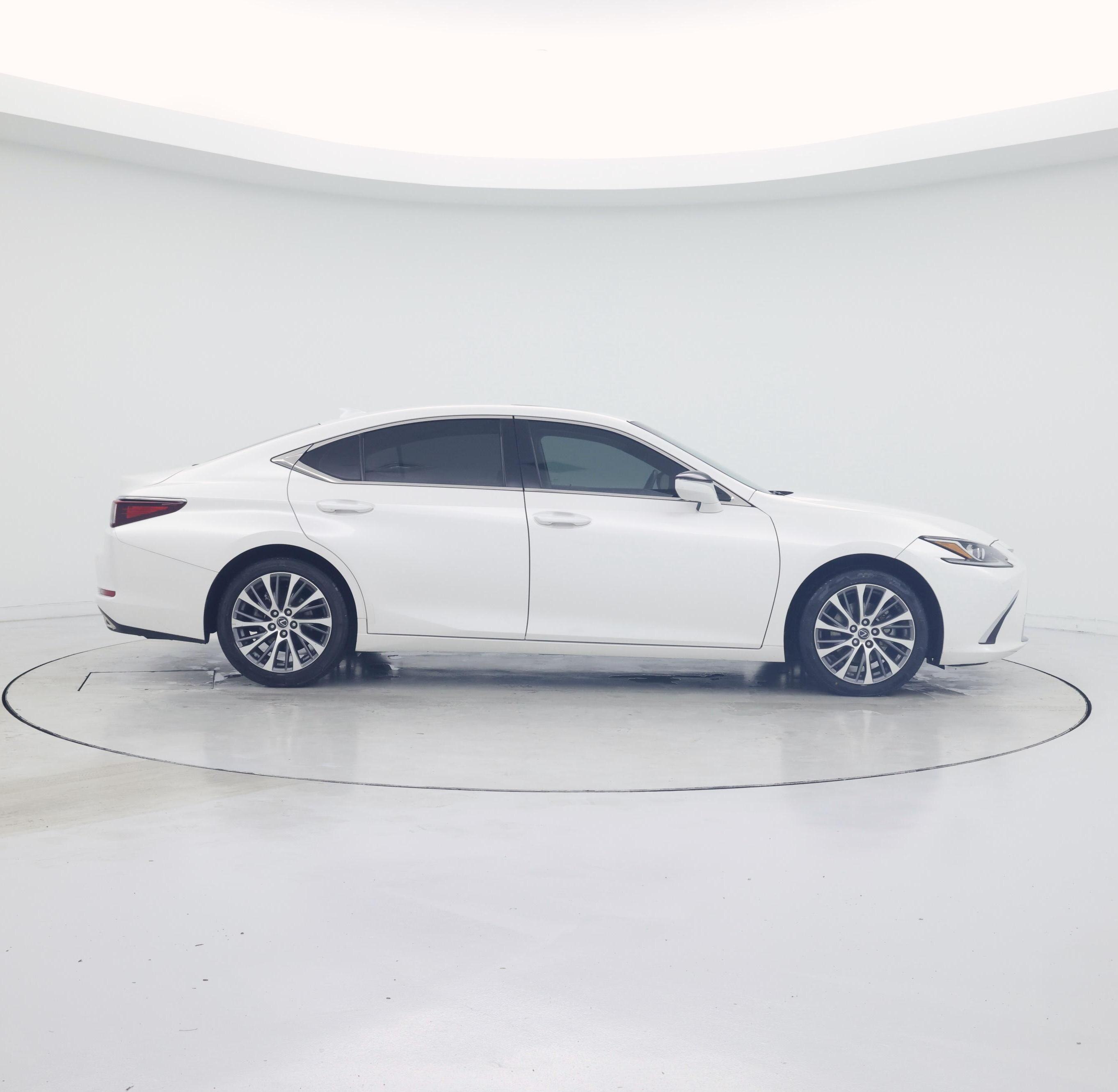 Thumbnail: 2019 Lexus ES - 7