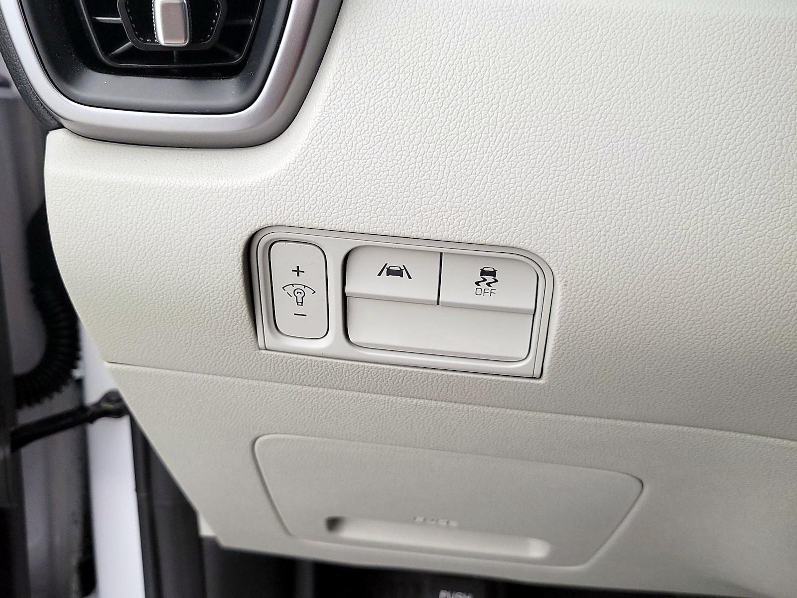 2023 Kia Sorento S - Photo 14