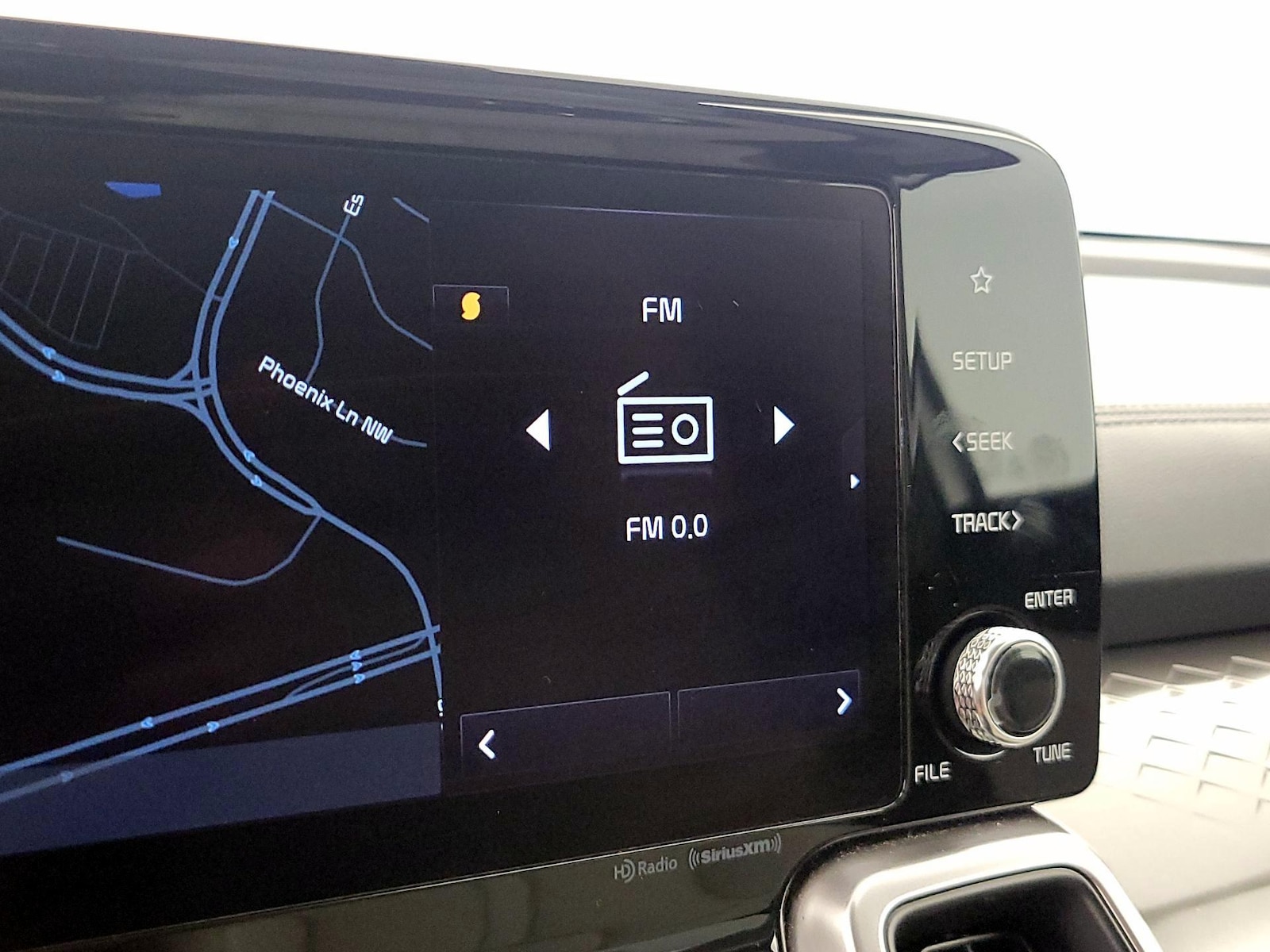 2023 Kia Sorento S - Photo 17