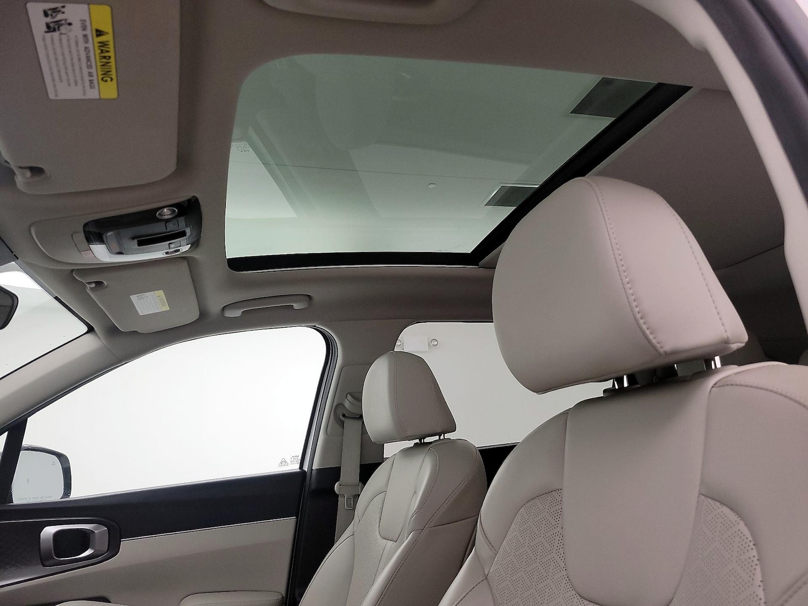 2023 Kia Sorento S - Photo 21