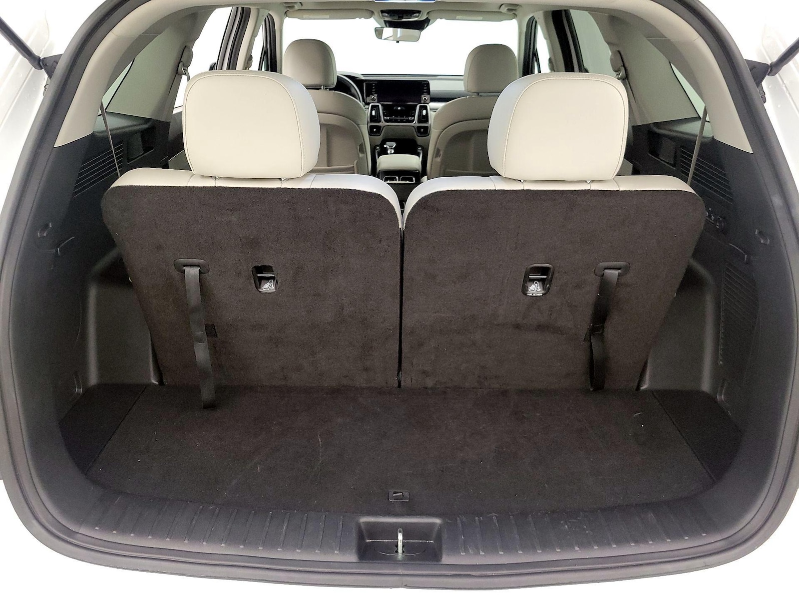2023 Kia Sorento S - Photo 24