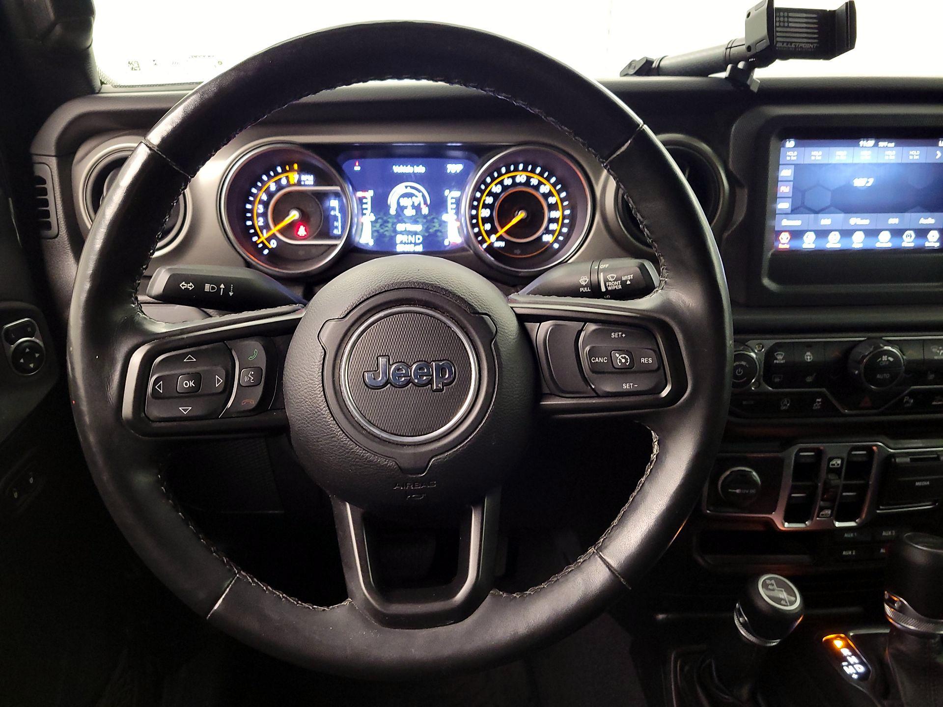Thumbnail: 2021 Jeep Gladiator - 10