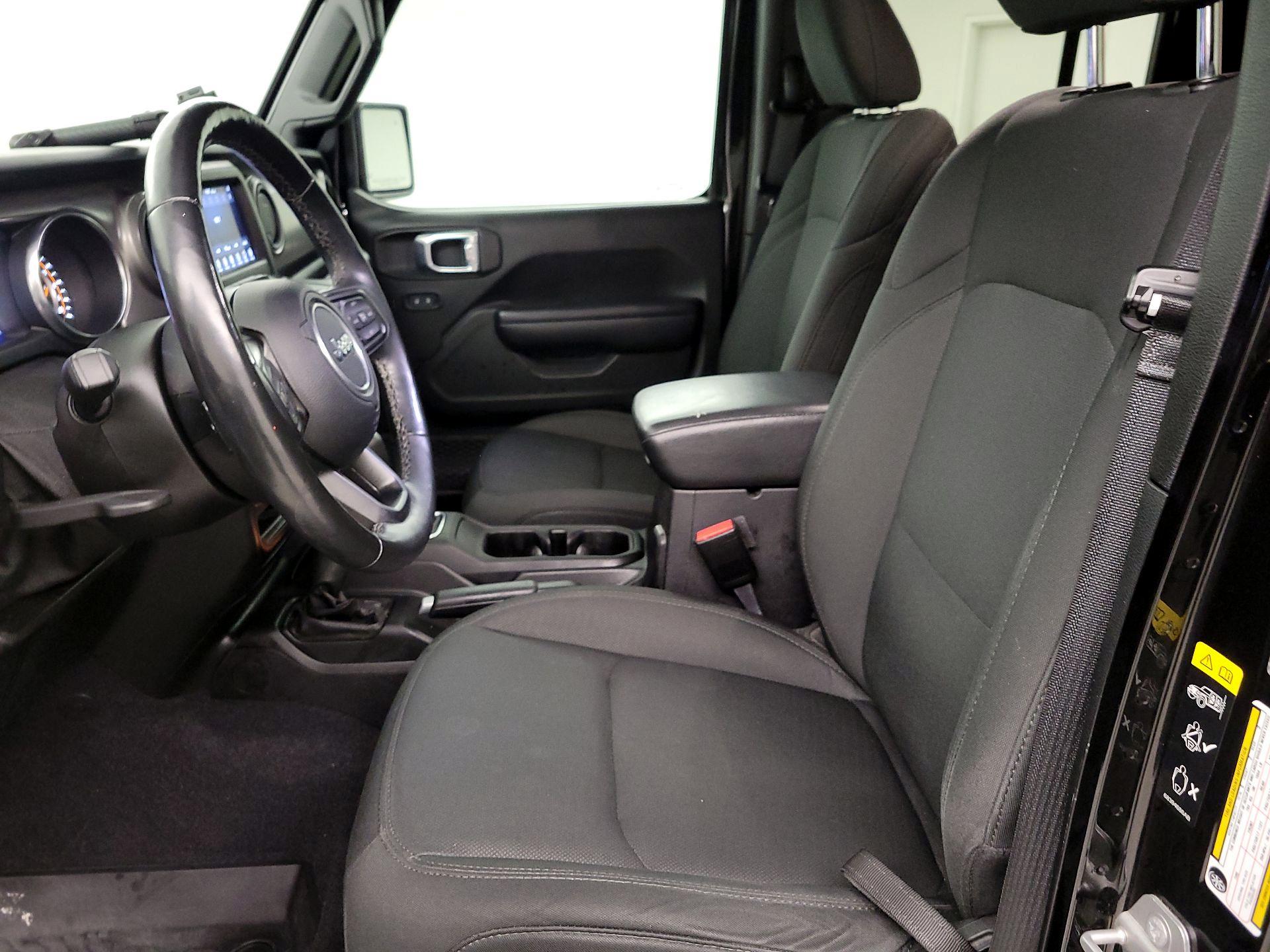 Thumbnail: 2021 Jeep Gladiator - 11