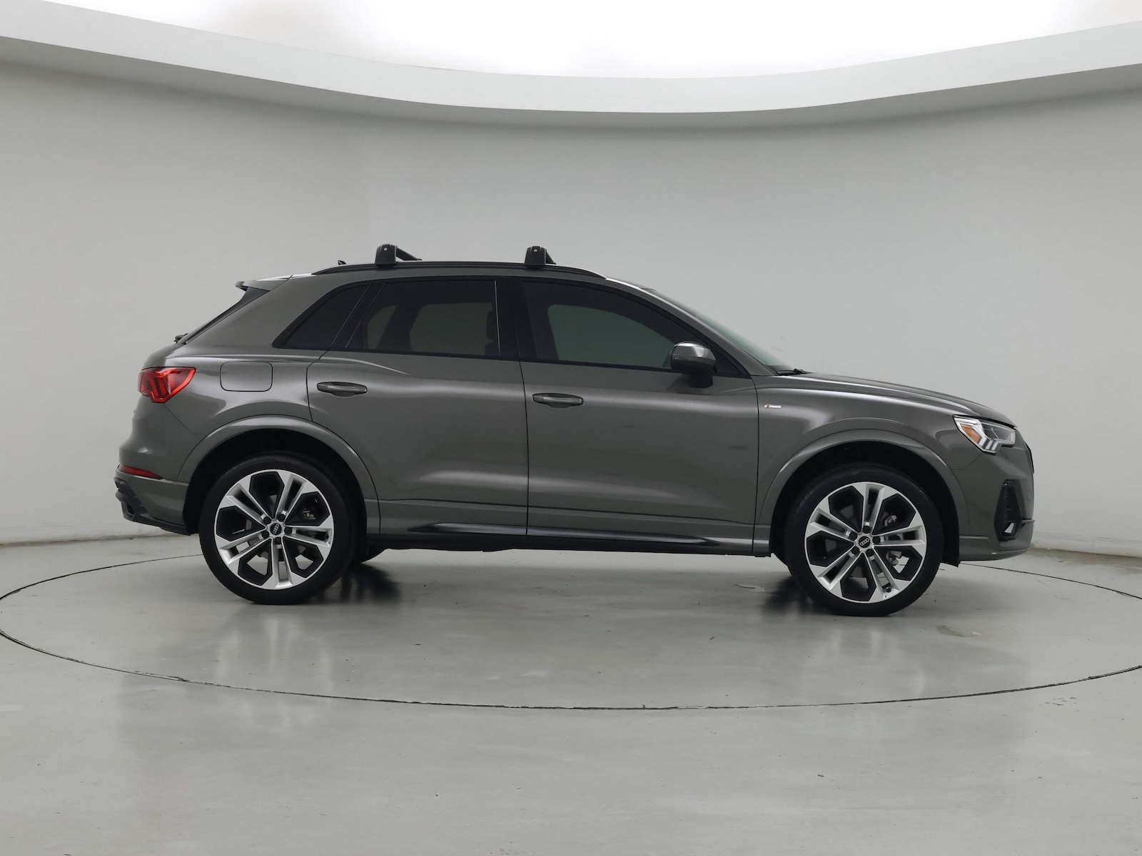 2021 Audi Q3 S Line Premium Plus - Photo 8