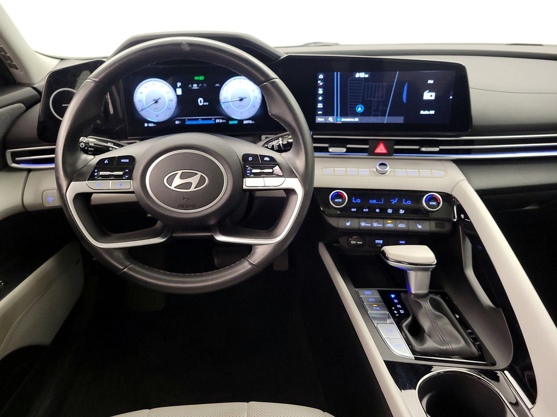 Thumbnail: 2024 Hyundai Elantra - 10