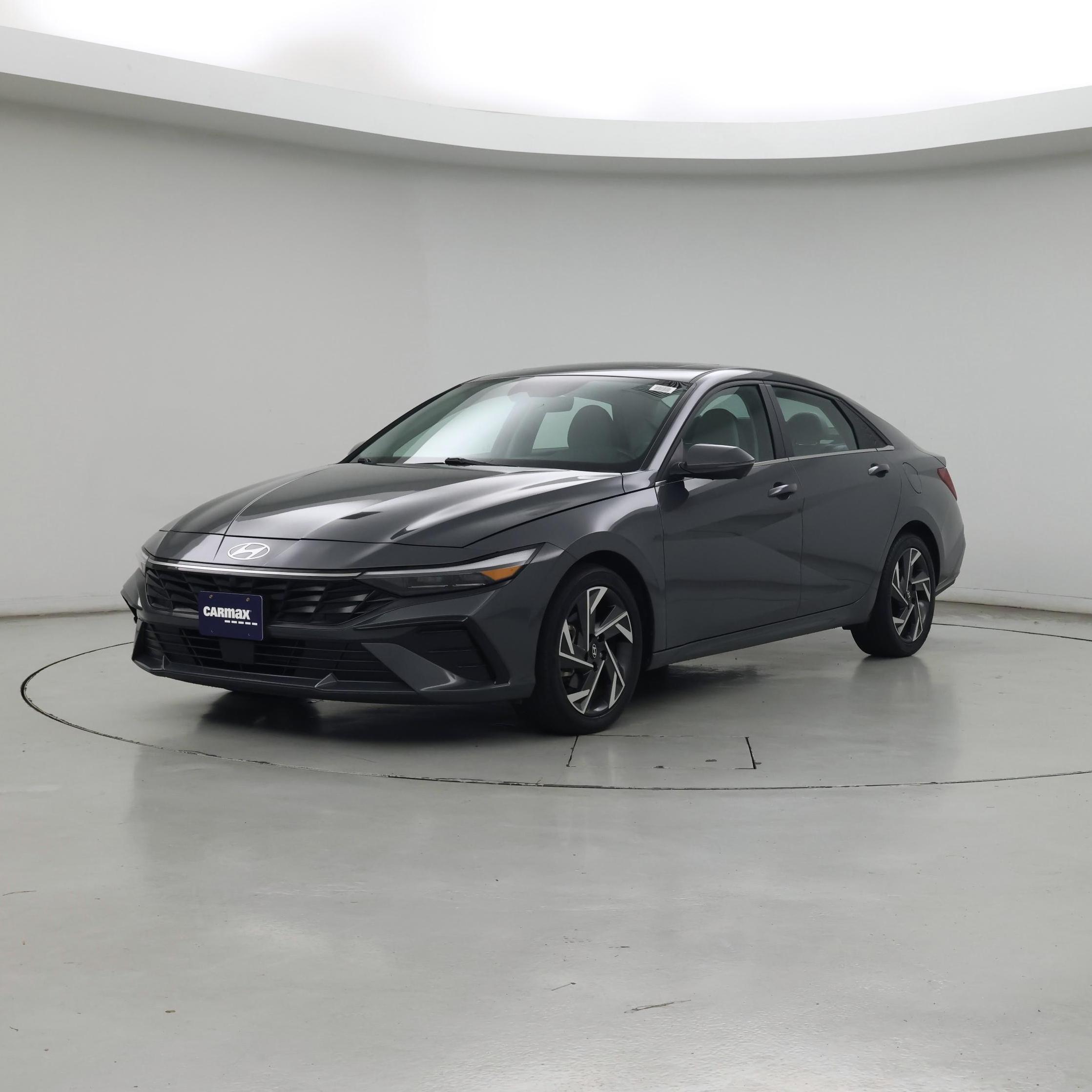 Thumbnail: 2024 Hyundai Elantra - 4