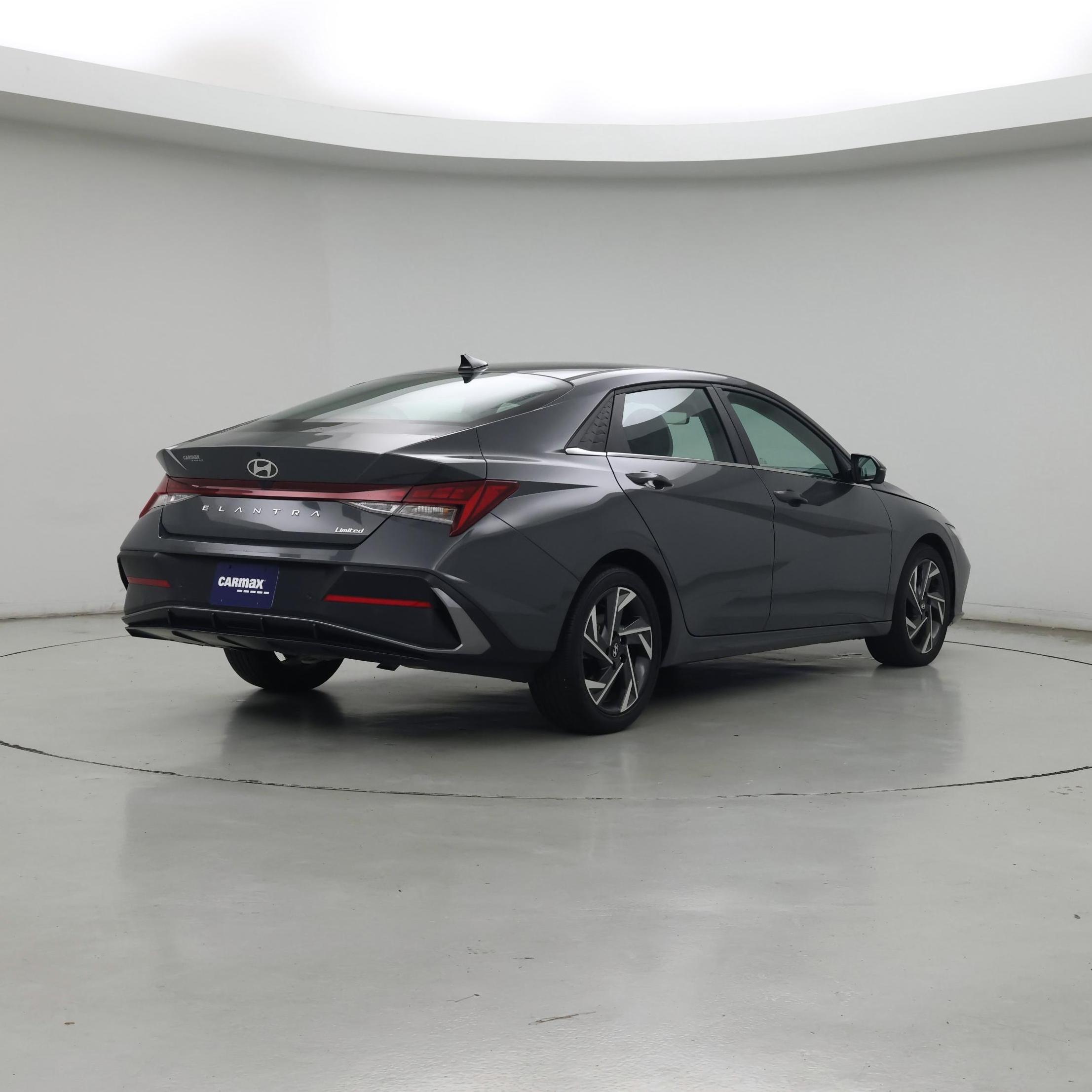 Thumbnail: 2024 Hyundai Elantra - 8