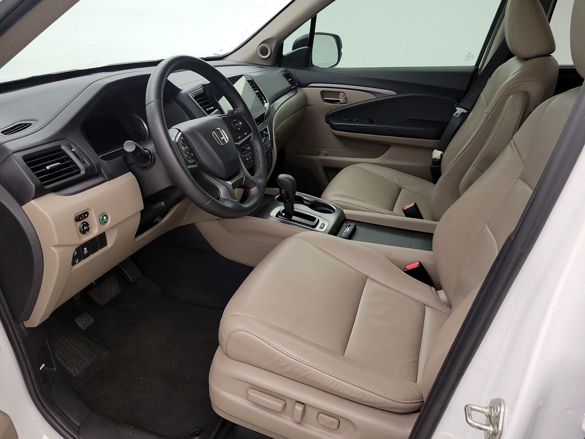 Thumbnail: 2020 Honda Pilot - 11