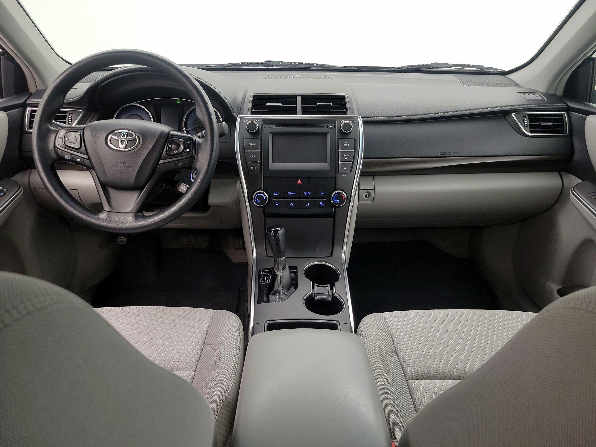 Thumbnail: 2016 Toyota Camry - 9