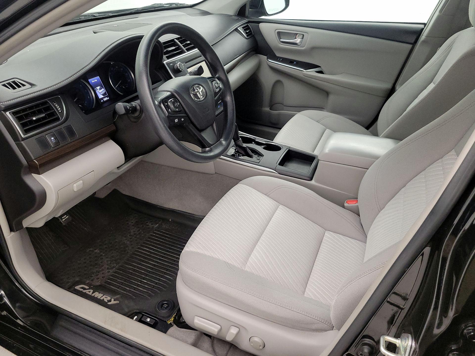 Thumbnail: 2016 Toyota Camry - 11