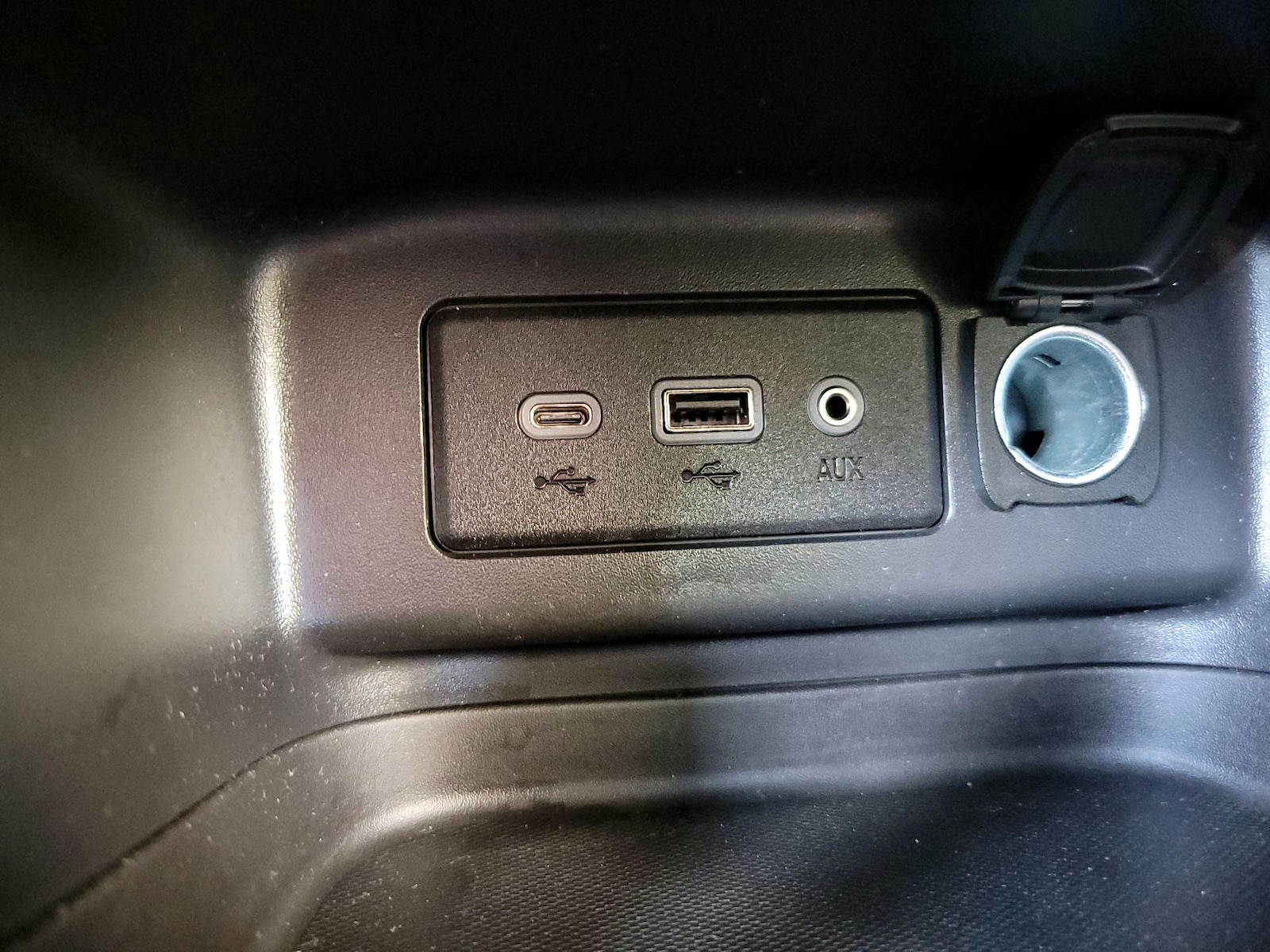 2023 Chevrolet Equinox LS - Photo 19