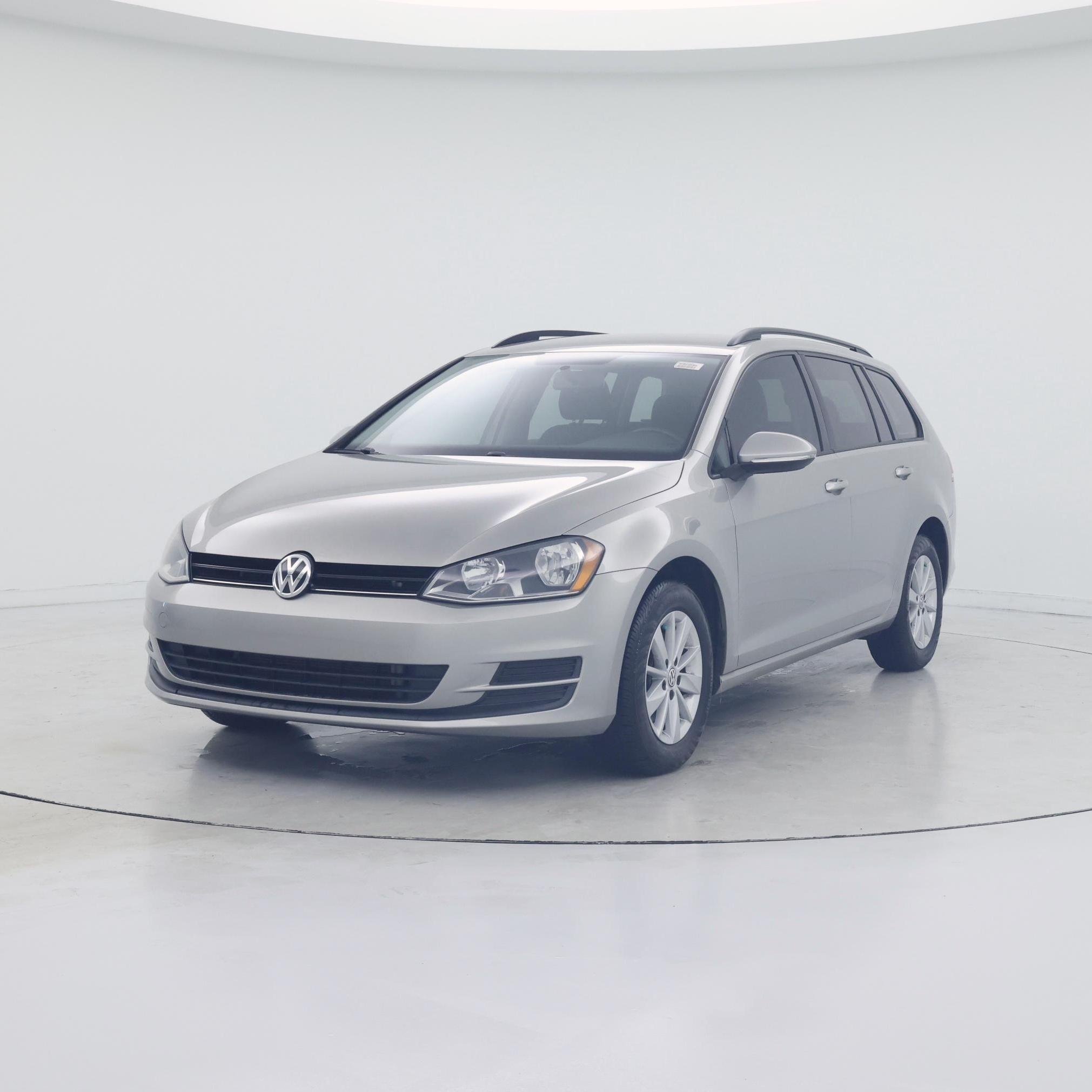 Thumbnail: 2017 Volkswagen Golf - 4