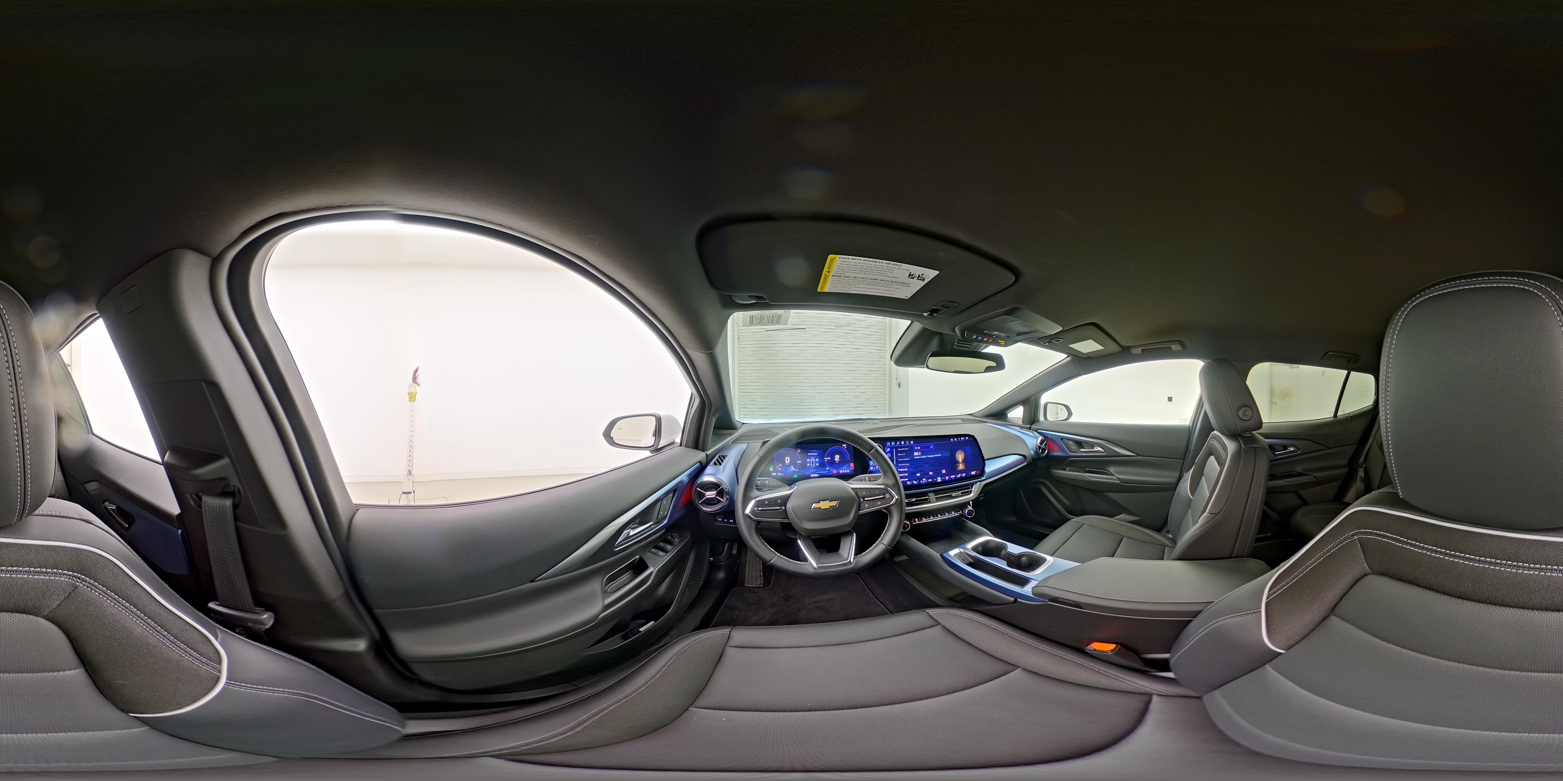 2024 Chevrolet Equinox EV LT - Photo 28