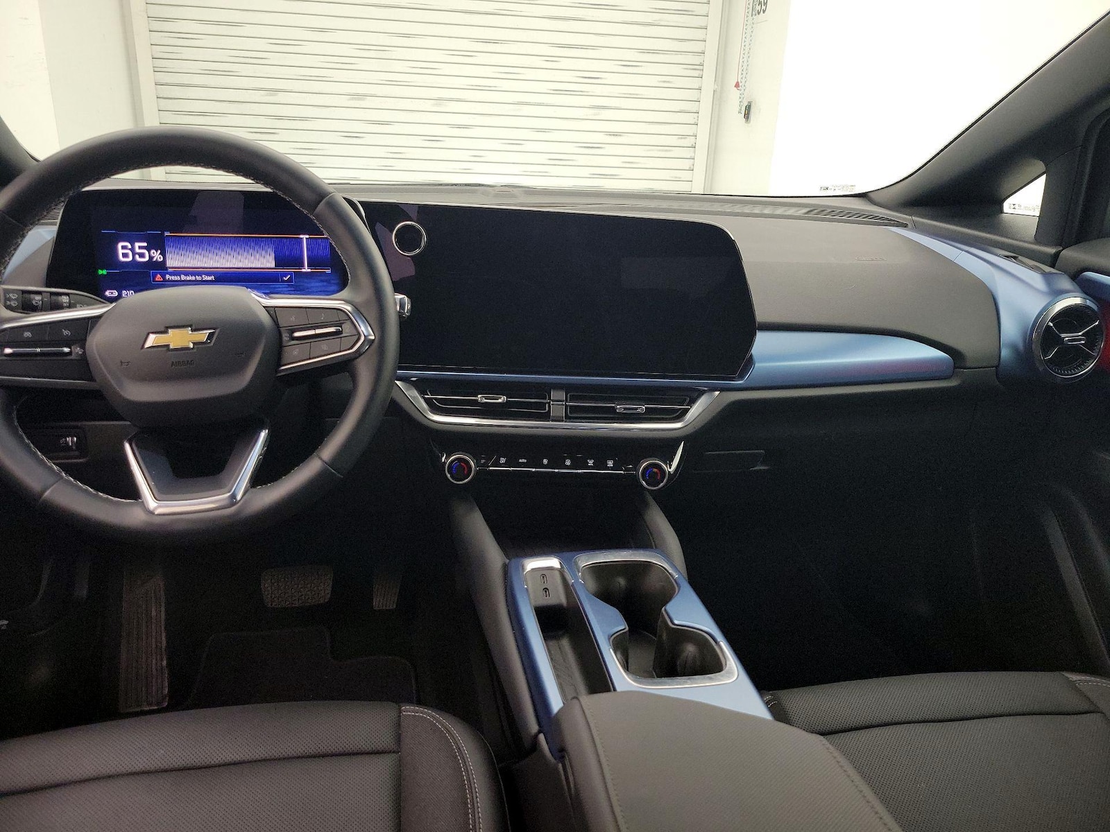 2024 Chevrolet Equinox EV LT - Photo 10