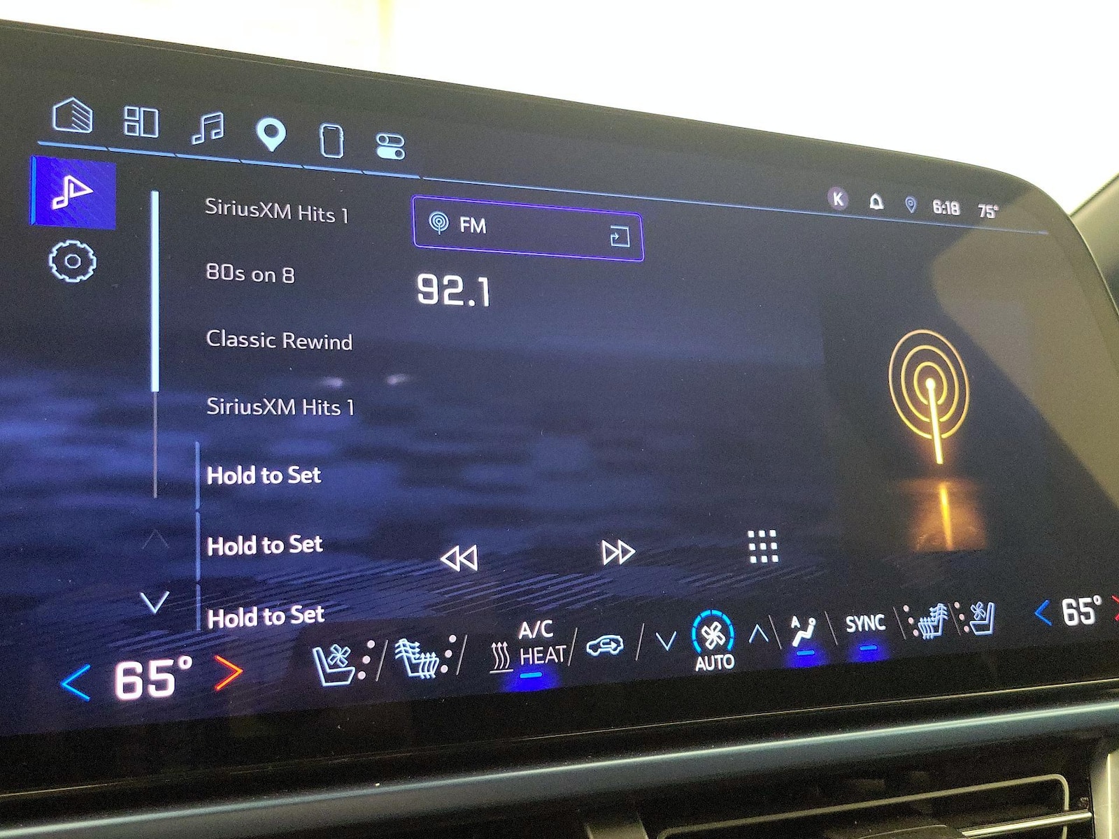 2024 Chevrolet Equinox EV LT - Photo 17