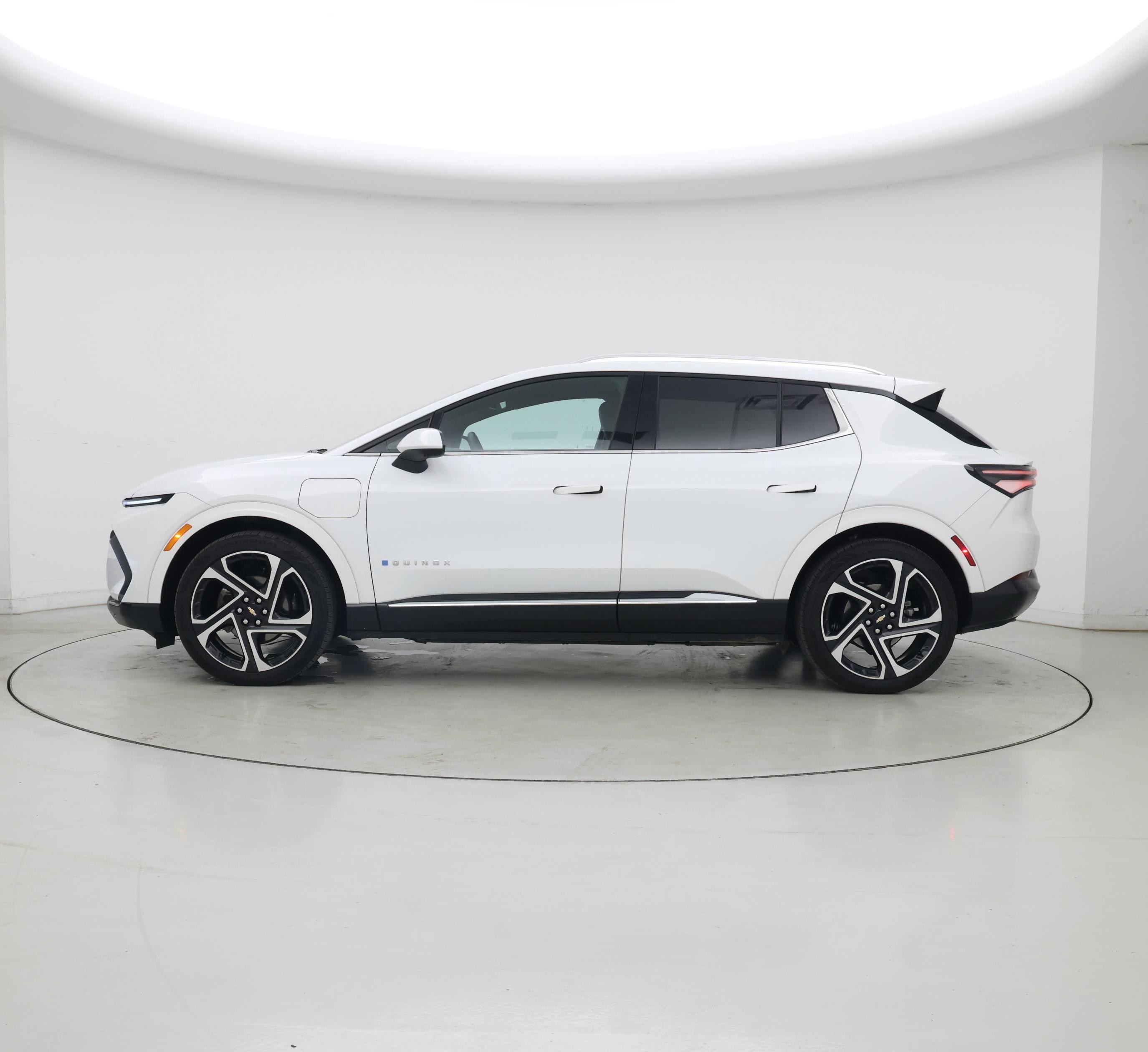 Thumbnail: 2024 Chevrolet Equinox - 3