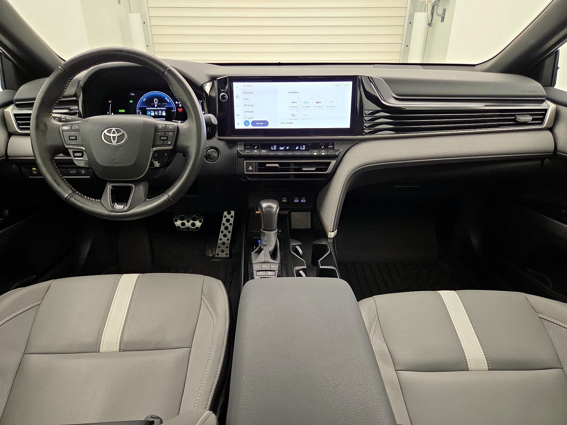 Thumbnail: 2025 Toyota Camry - 9