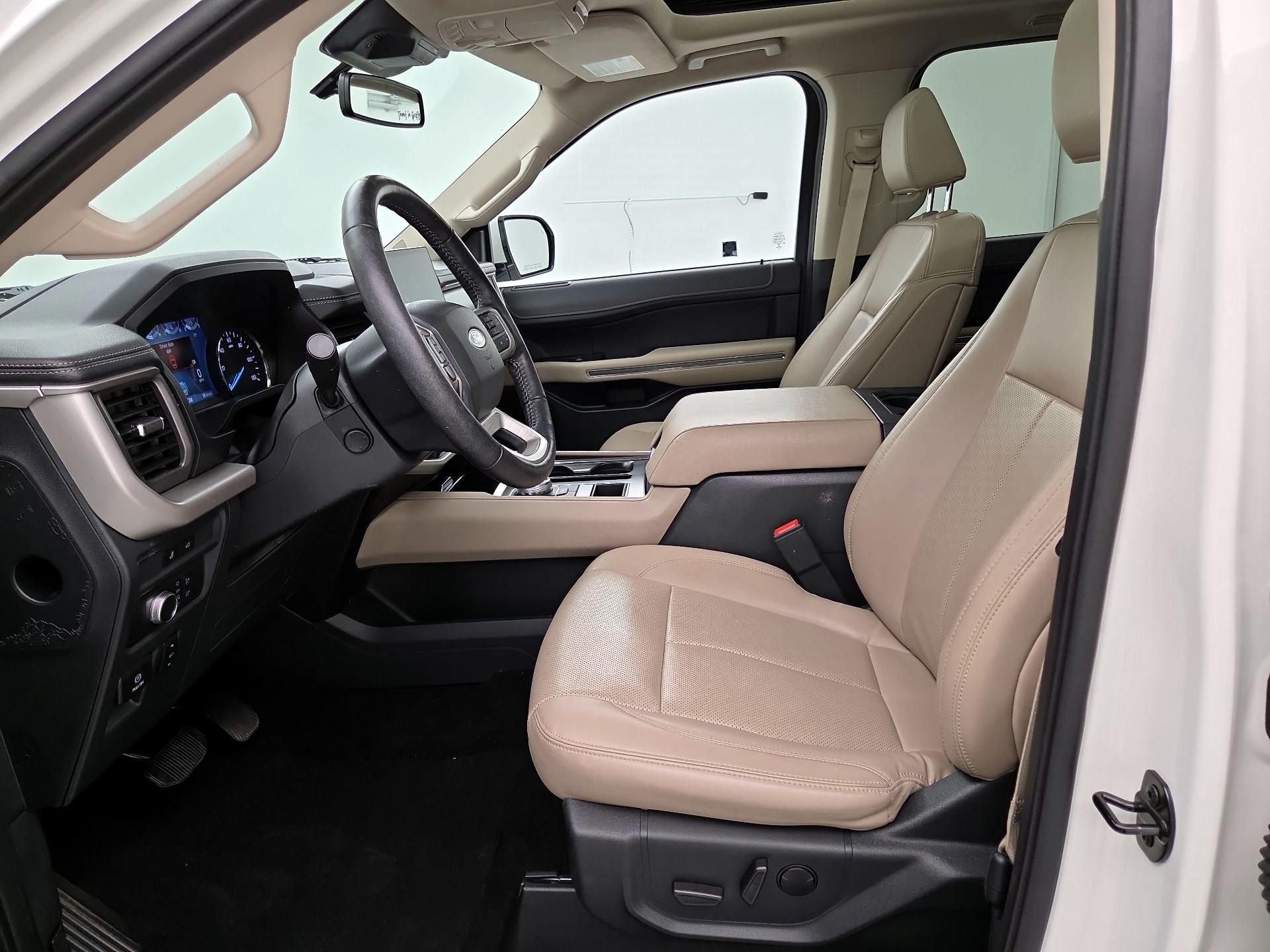 Thumbnail: 2022 Ford Expedition - 11