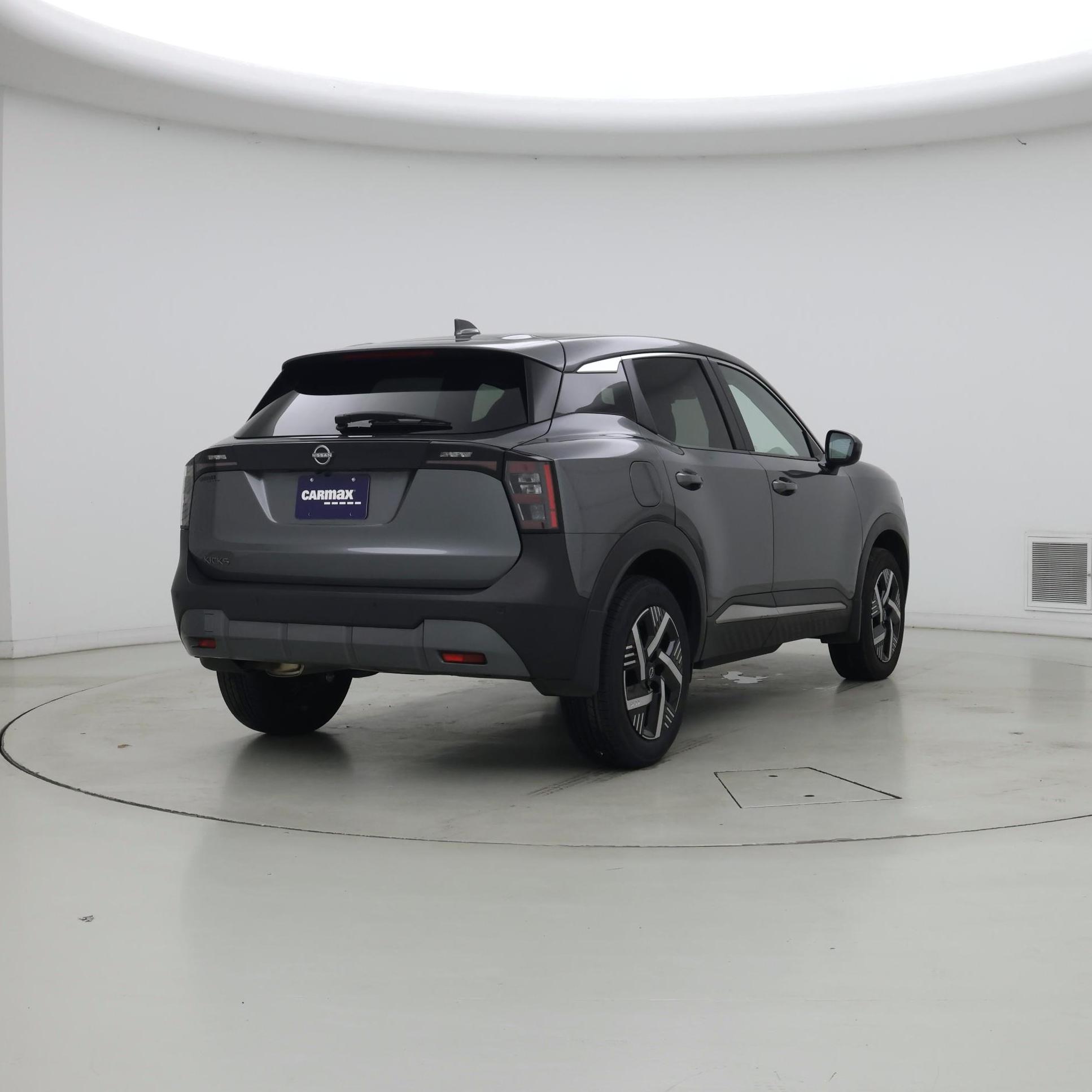 Thumbnail: 2025 Nissan Kicks - 8