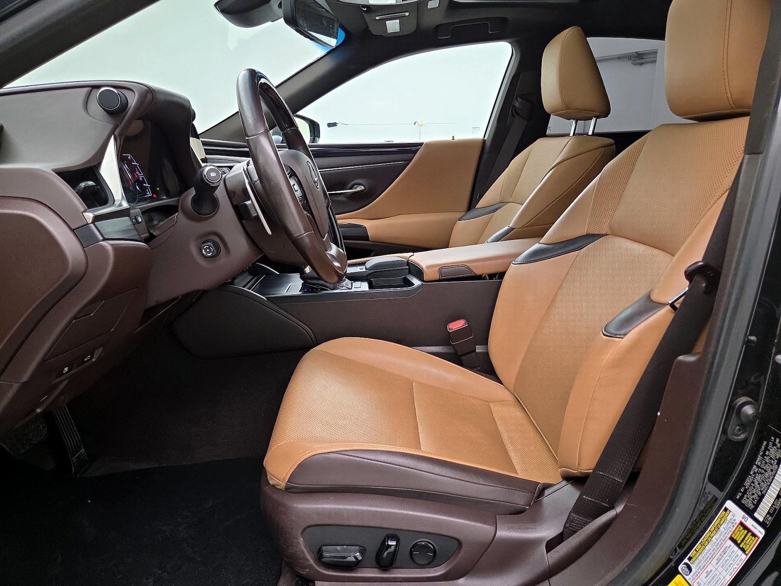 2021 Lexus ES 350 - Photo 12