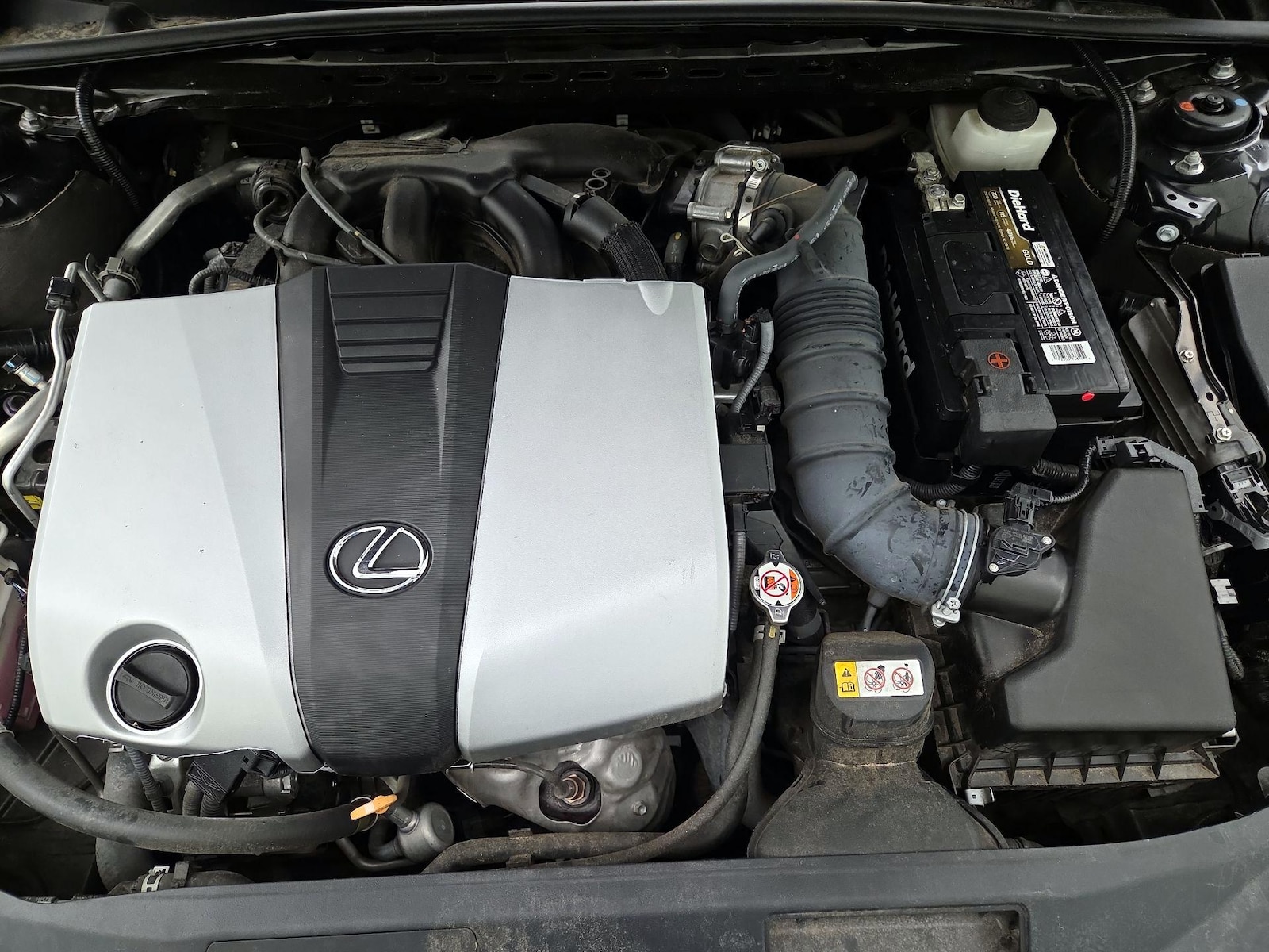 2021 Lexus ES 350 - Photo 24