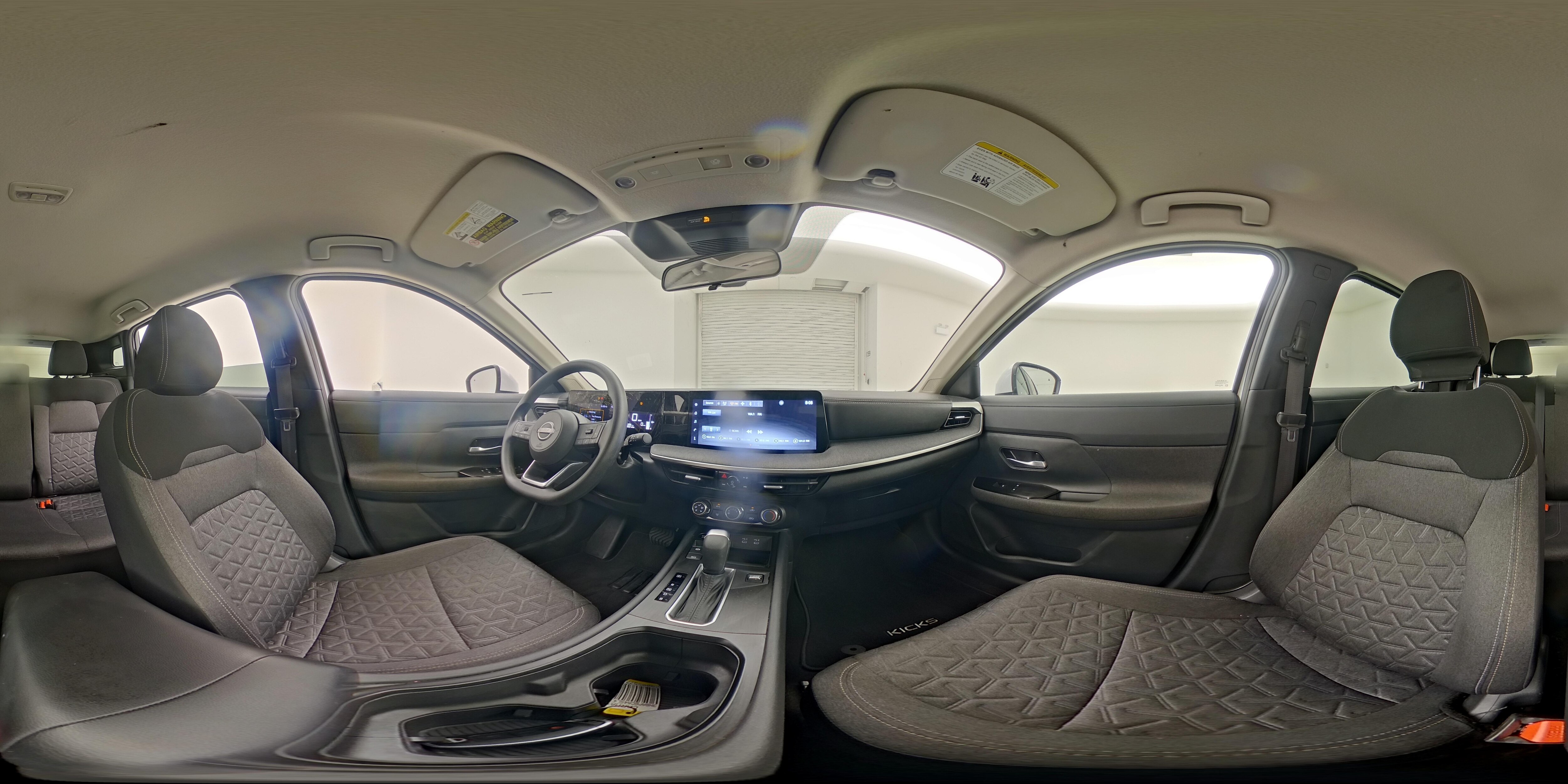2025 Nissan Kicks SV - Photo 24