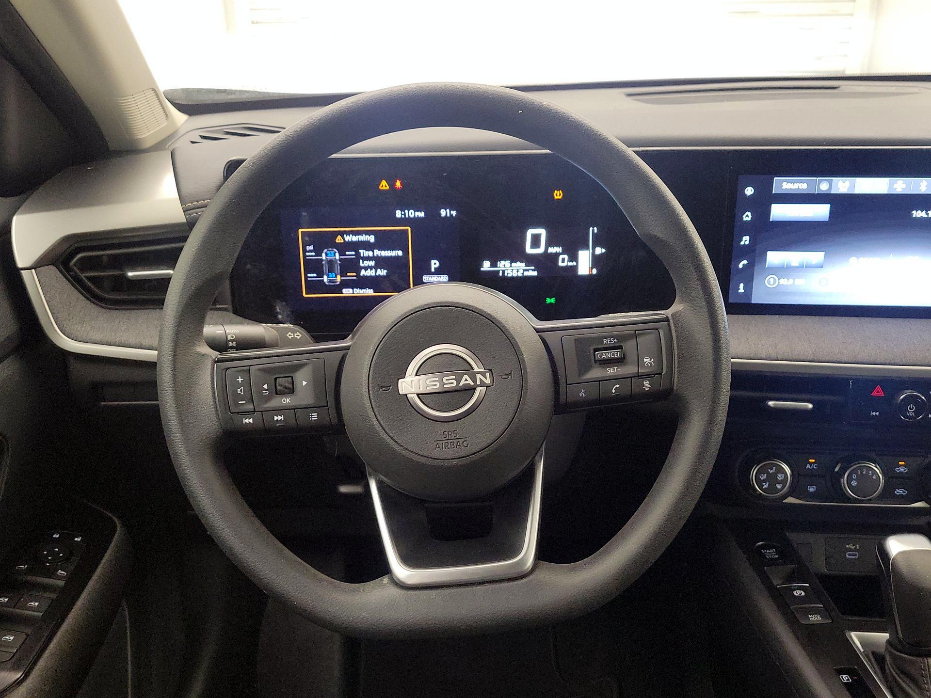 Thumbnail: 2025 Nissan Kicks - 10
