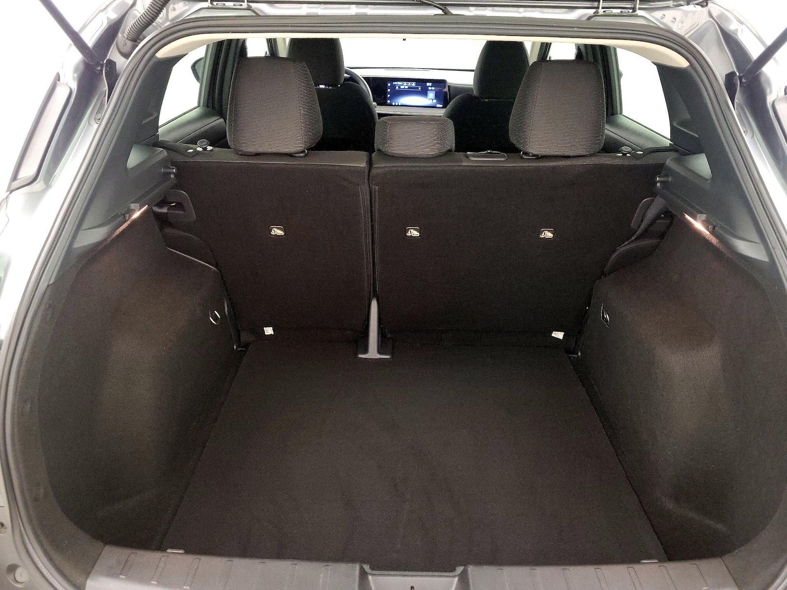 2026 Nissan KICKS S - Photo 21