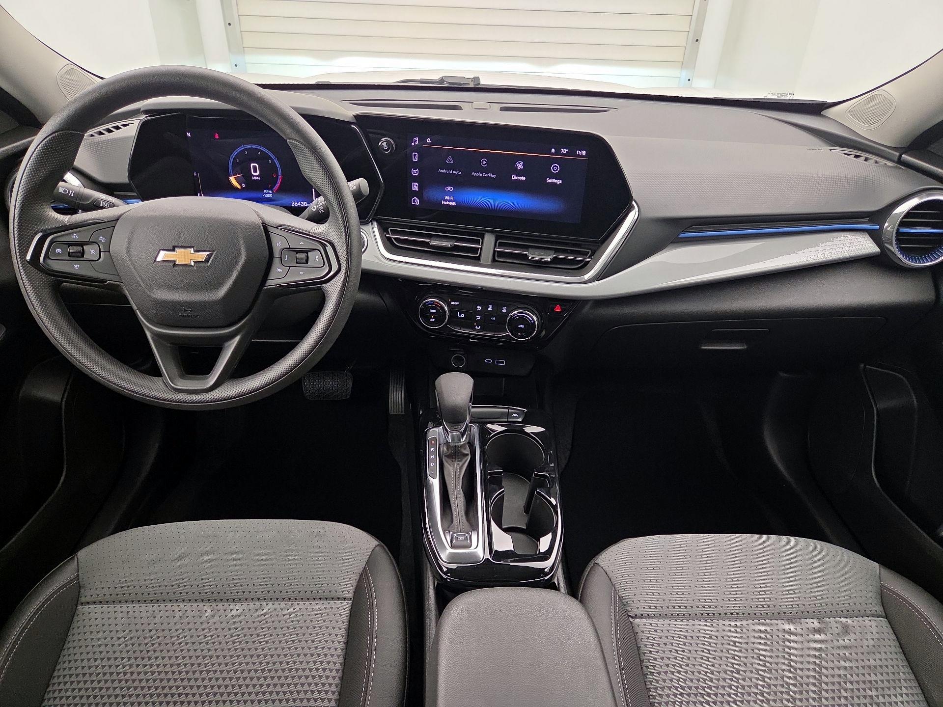 Thumbnail: 2024 Chevrolet Trax - 9