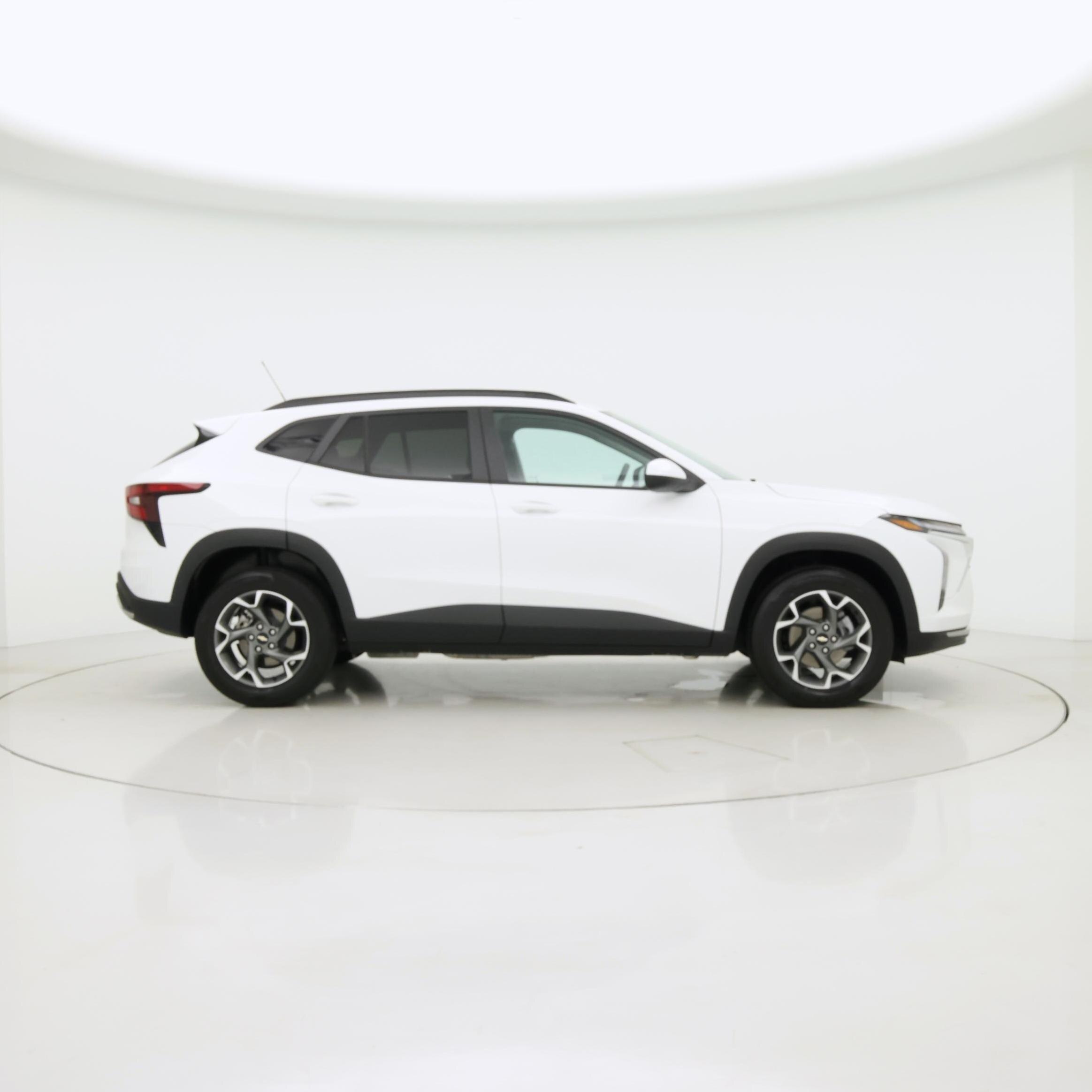 Thumbnail: 2024 Chevrolet Trax - 7