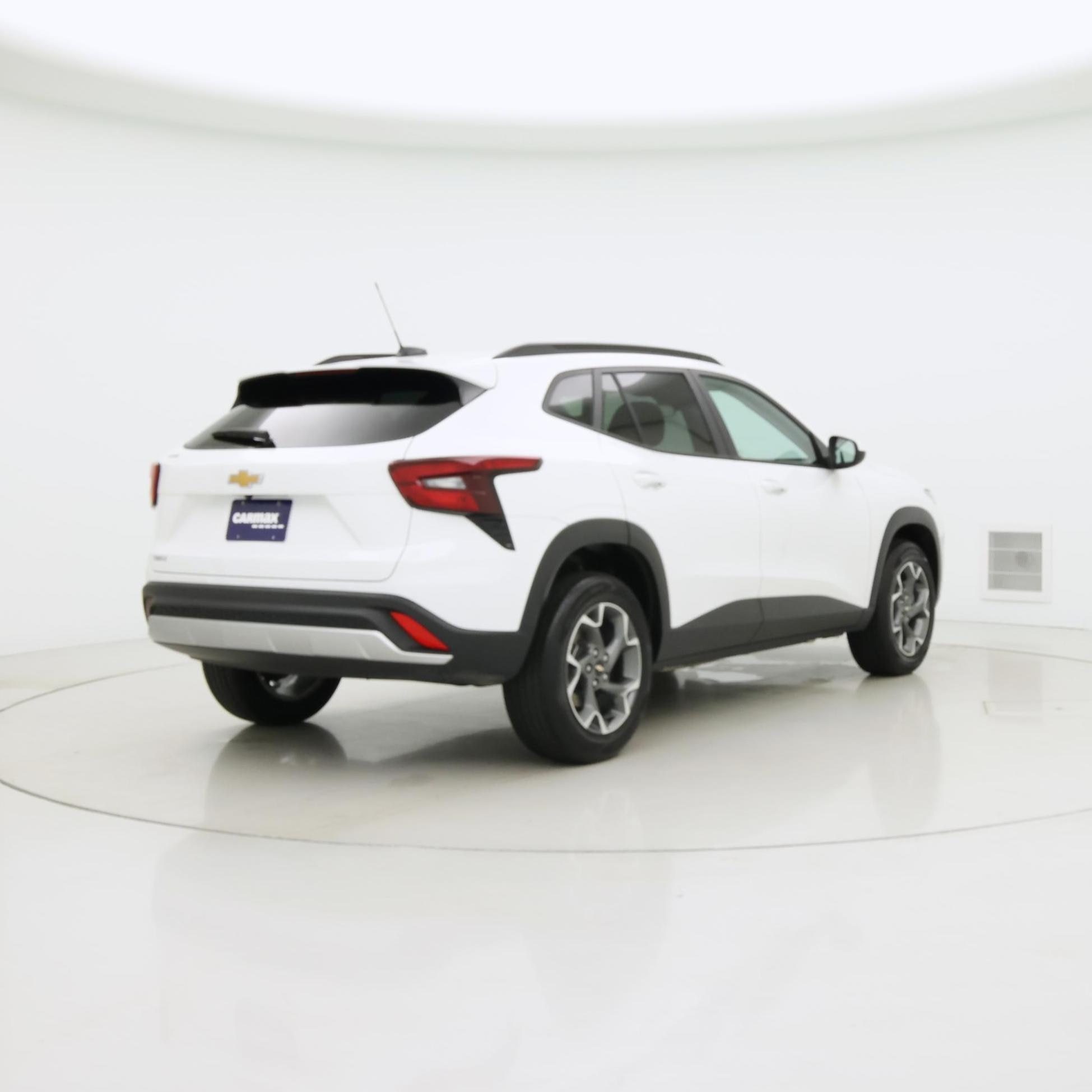 Thumbnail: 2024 Chevrolet Trax - 8