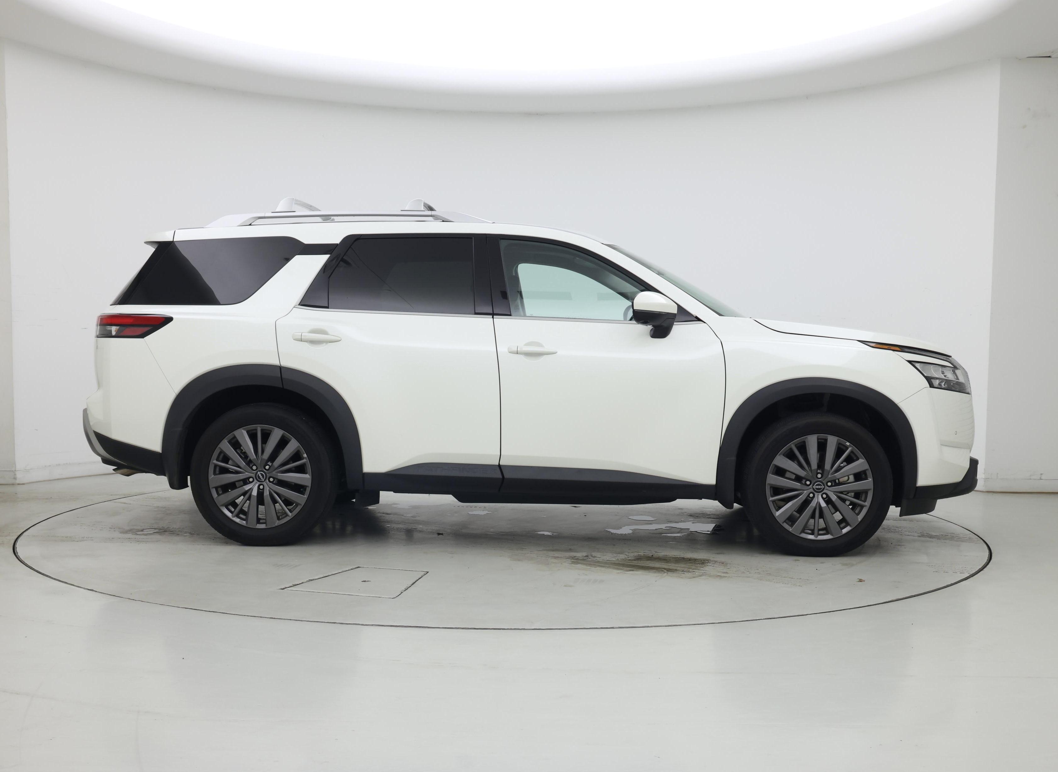 Thumbnail: 2024 Nissan Pathfinder - 7