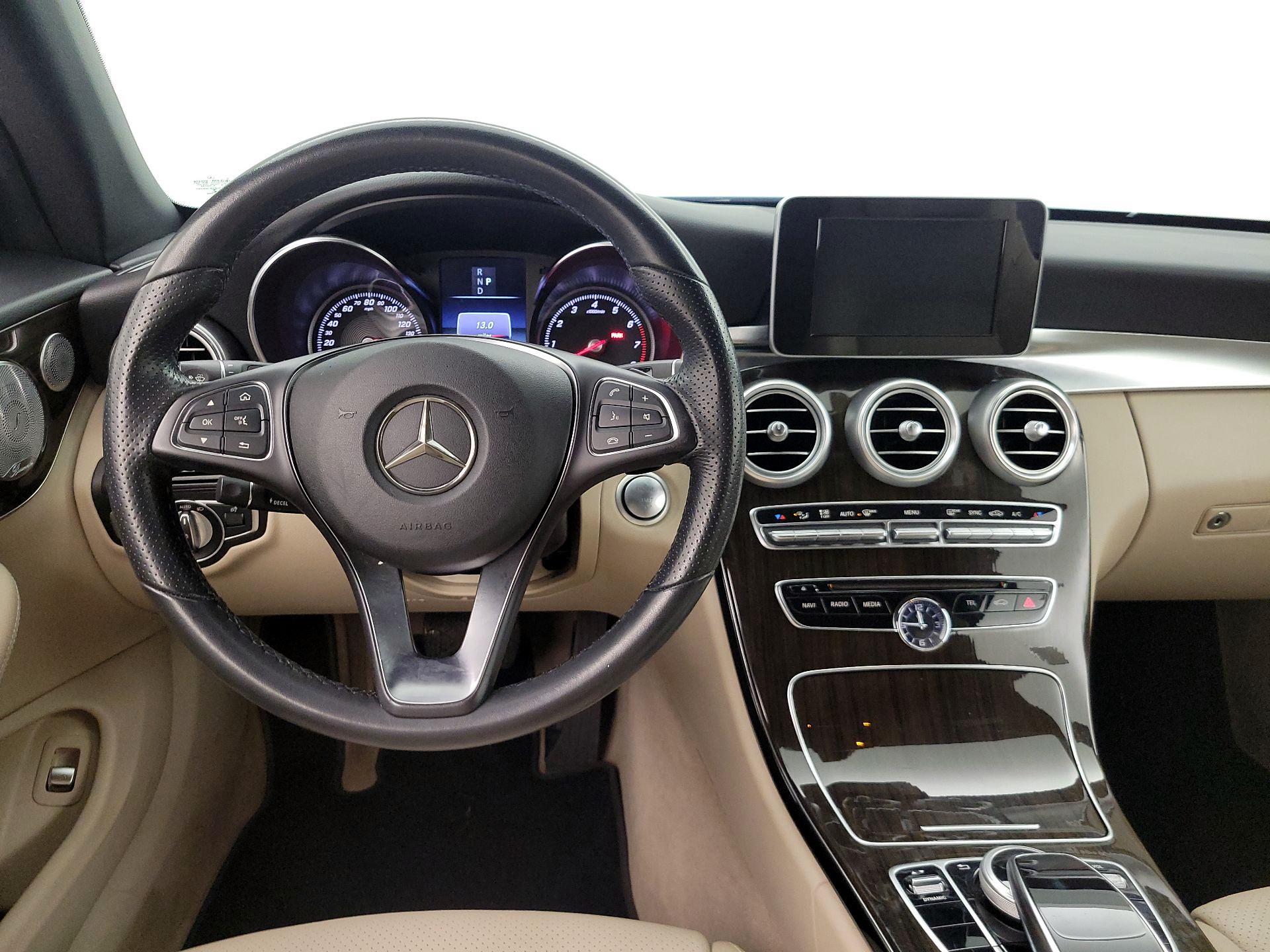 Thumbnail: 2017 Mercedes-Benz C-Class - 10